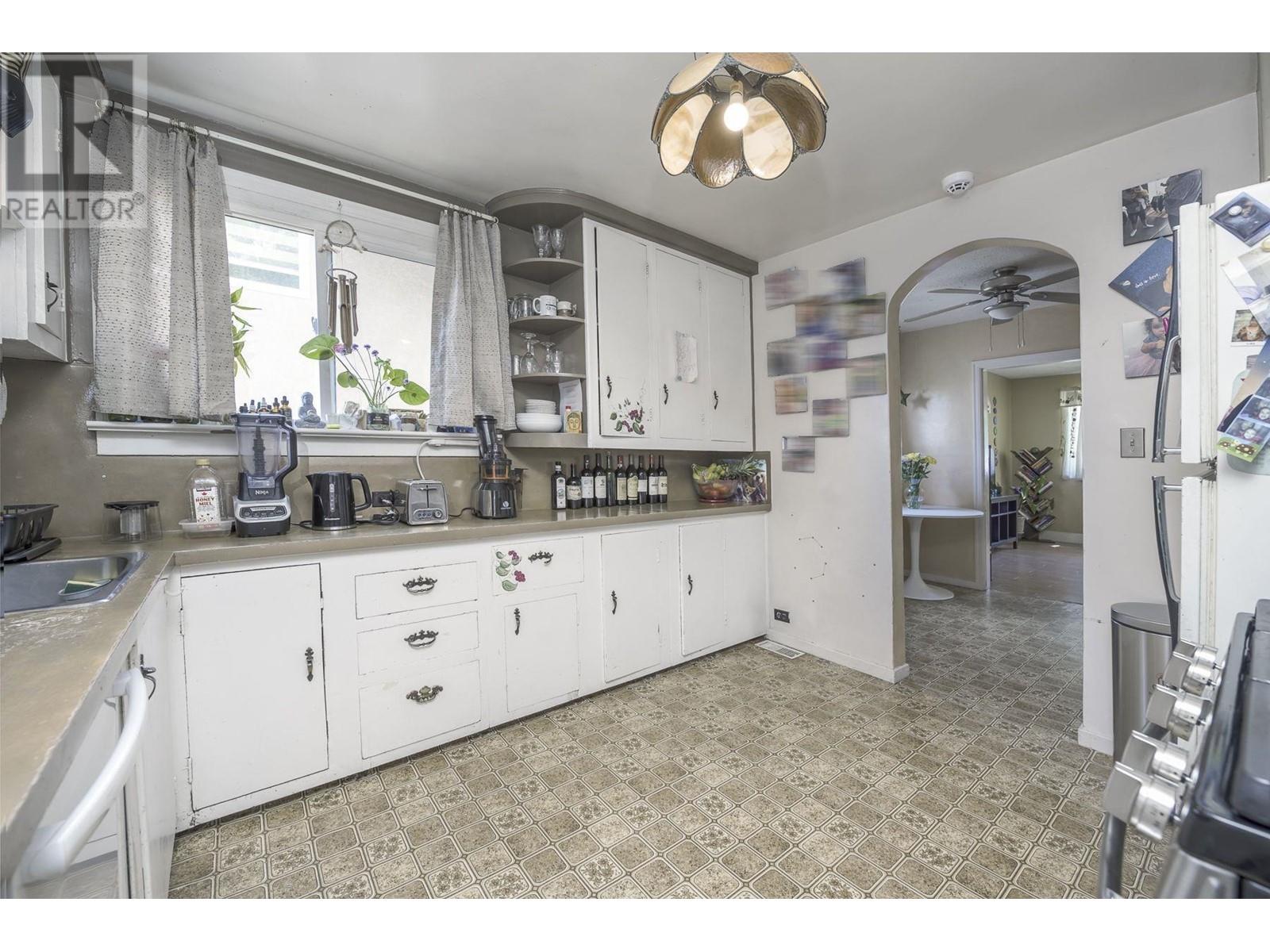 3826 Glendale Street, Vancouver, British Columbia  V5R 1C5 - Photo 10 - R2816262