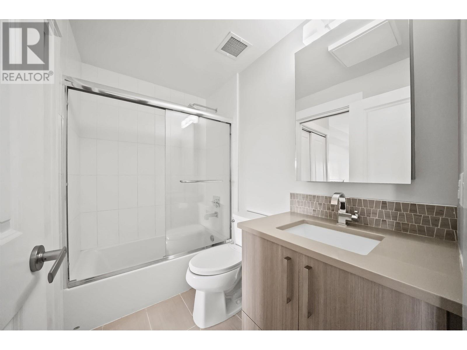 202 22327 River Road, Maple Ridge, British Columbia  V2X 2C7 - Photo 17 - R2815985