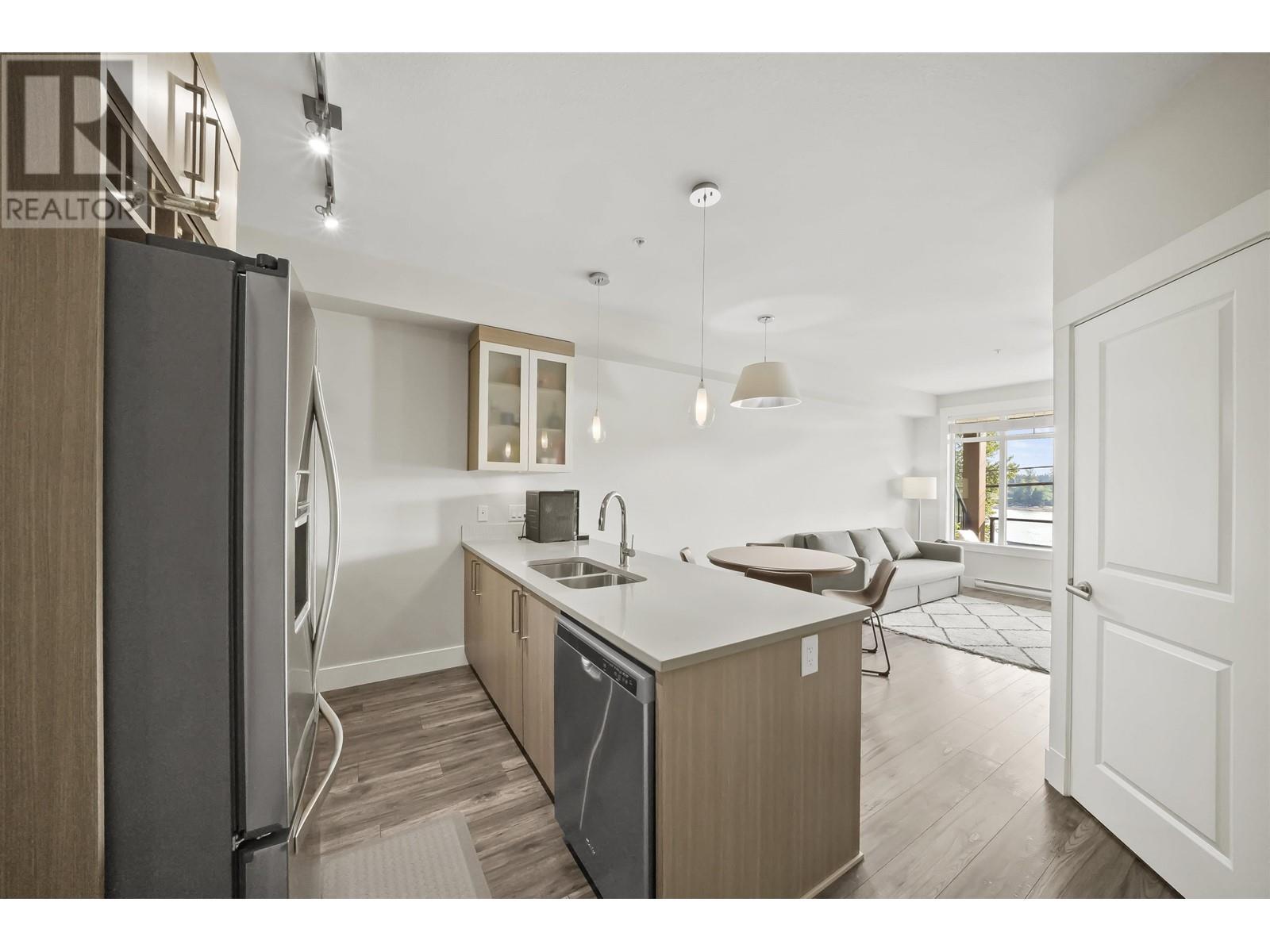 202 22327 River Road, Maple Ridge, British Columbia  V2X 2C7 - Photo 5 - R2815985