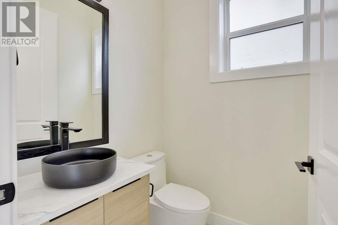 2866 Mcgill Street, Vancouver, British Columbia  V5K 1H6 - Photo 5 - R2816022