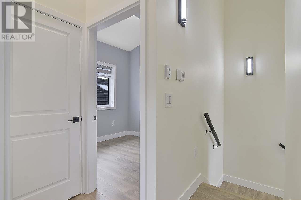 2866 Mcgill Street, Vancouver, British Columbia  V5K 1H6 - Photo 23 - R2816022