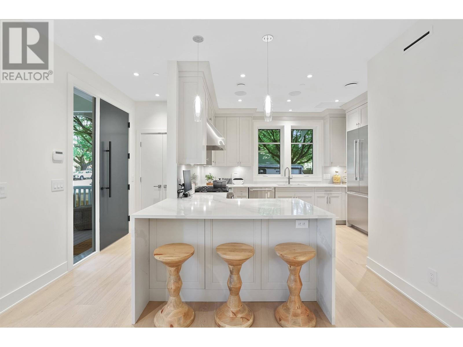 2608 W 6th Avenue, Vancouver, British Columbia  V6K 3S8 - Photo 10 - R2815975