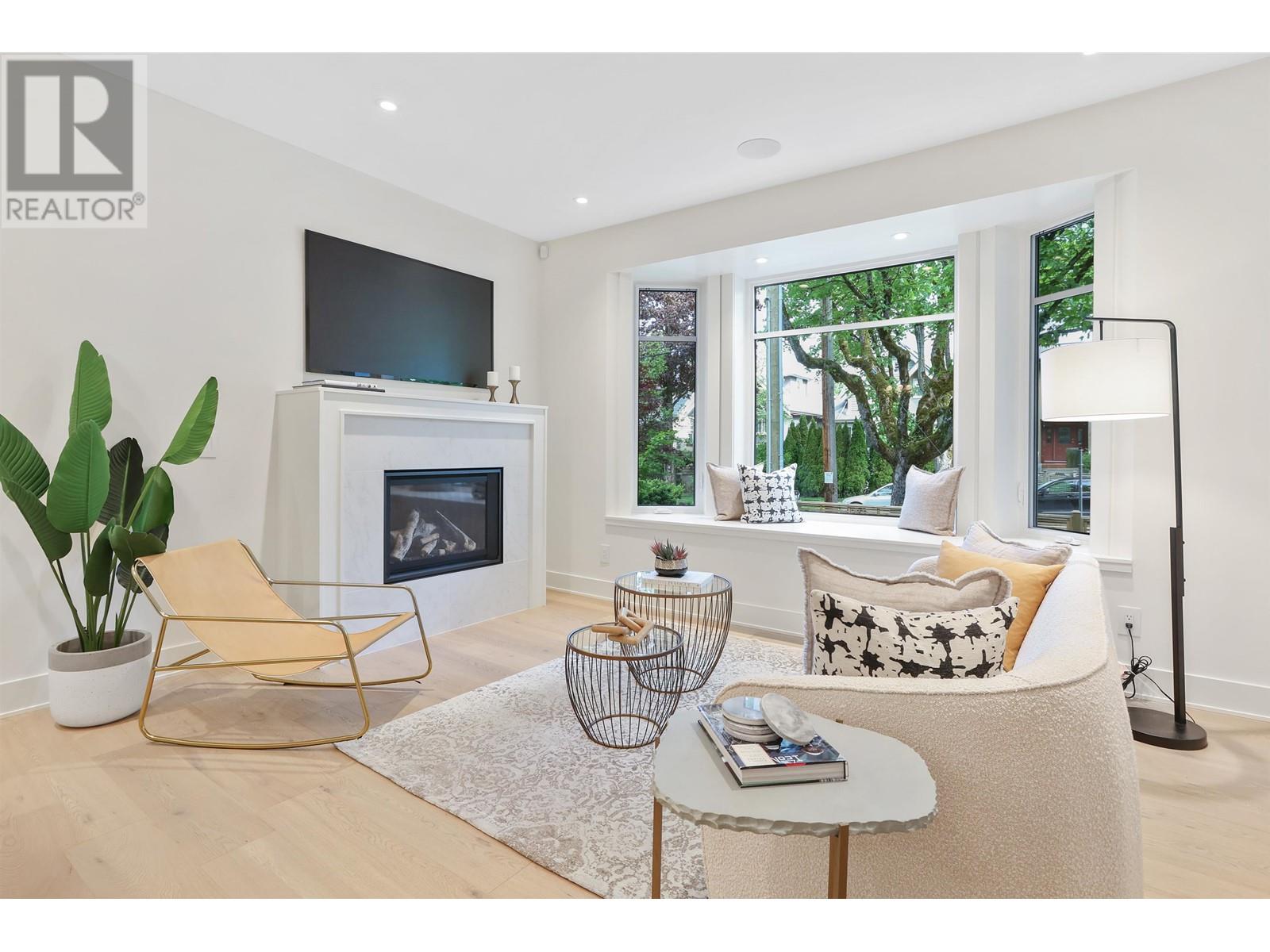 2608 W 6th Avenue, Vancouver, British Columbia  V6K 3S8 - Photo 6 - R2815975