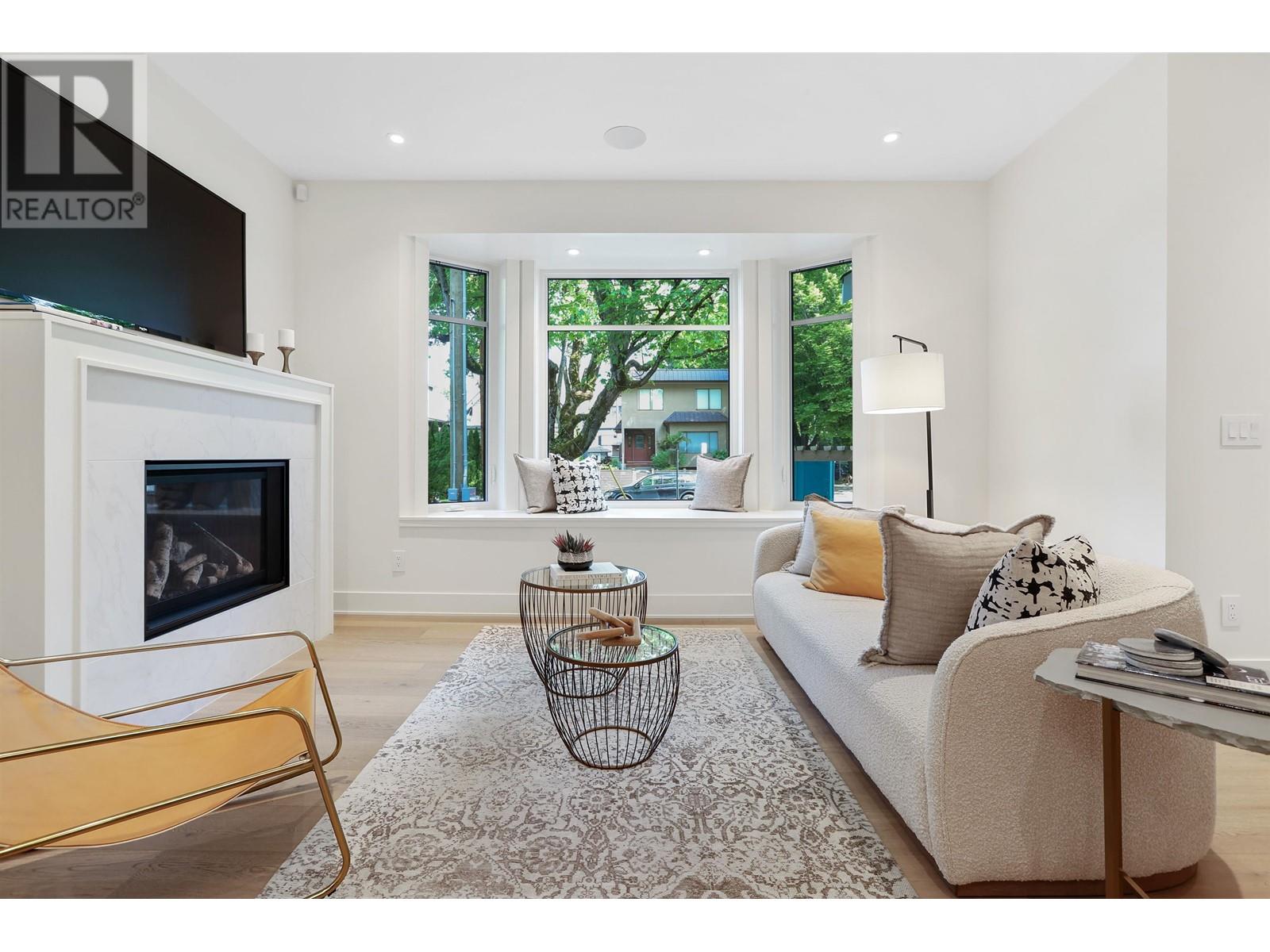 2608 W 6th Avenue, Vancouver, British Columbia  V6K 3S8 - Photo 7 - R2815975