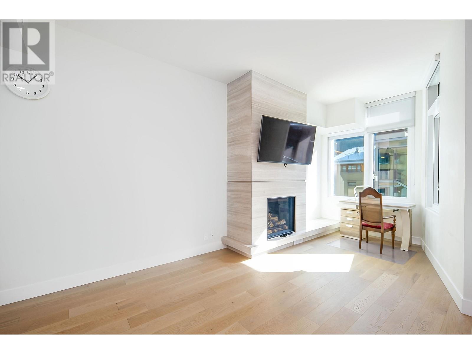 306 6687 Nelson Avenue, Vancouver, British Columbia  V7W 2B2 - Photo 12 - R2815885