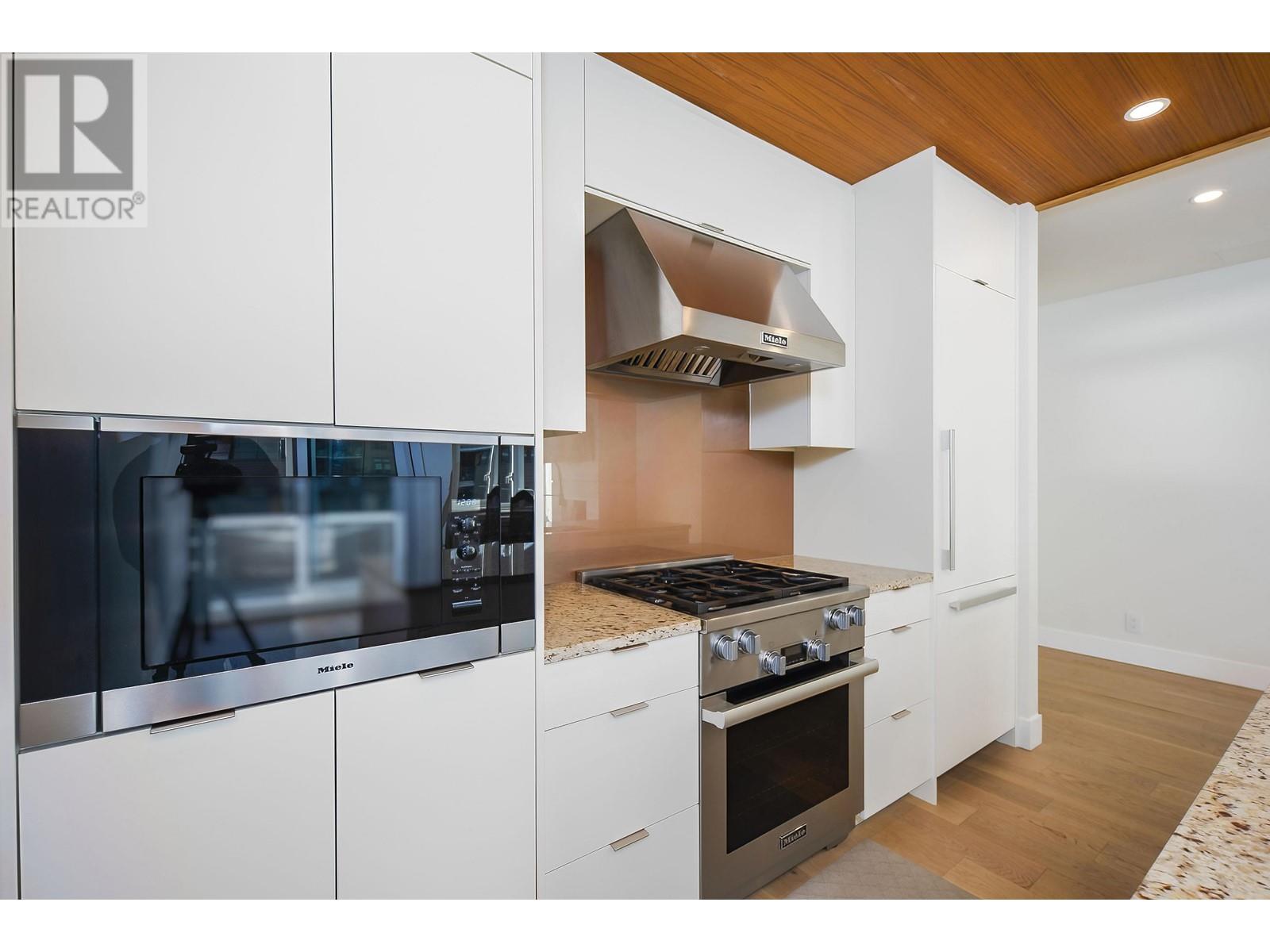 306 6687 Nelson Avenue, Vancouver, British Columbia  V7W 2B2 - Photo 9 - R2815885