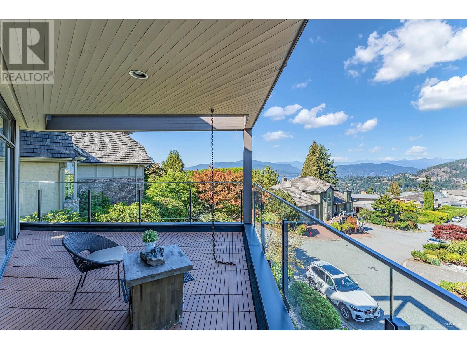 5473 Monte Bre Crescent, West Vancouver, British Columbia  V7W 3A7 - Photo 11 - R2814943