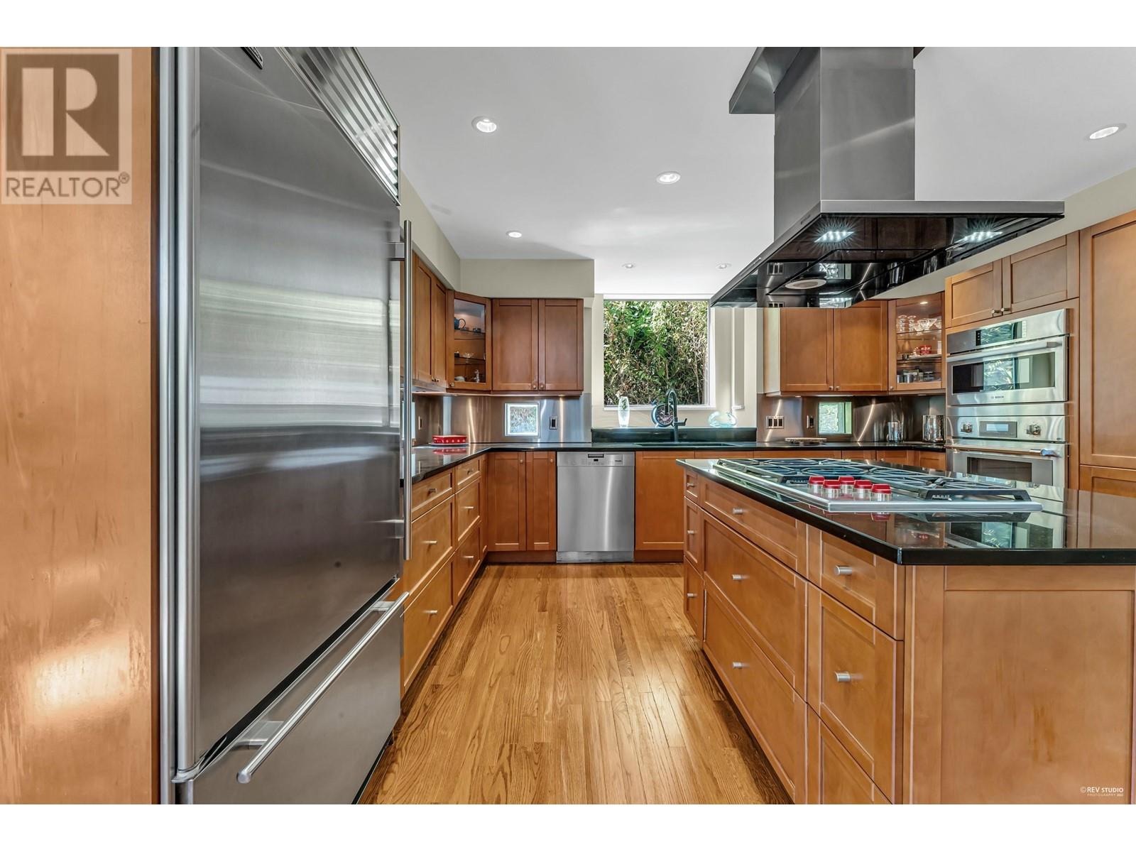 5473 Monte Bre Crescent, West Vancouver, British Columbia  V7W 3A7 - Photo 17 - R2814943