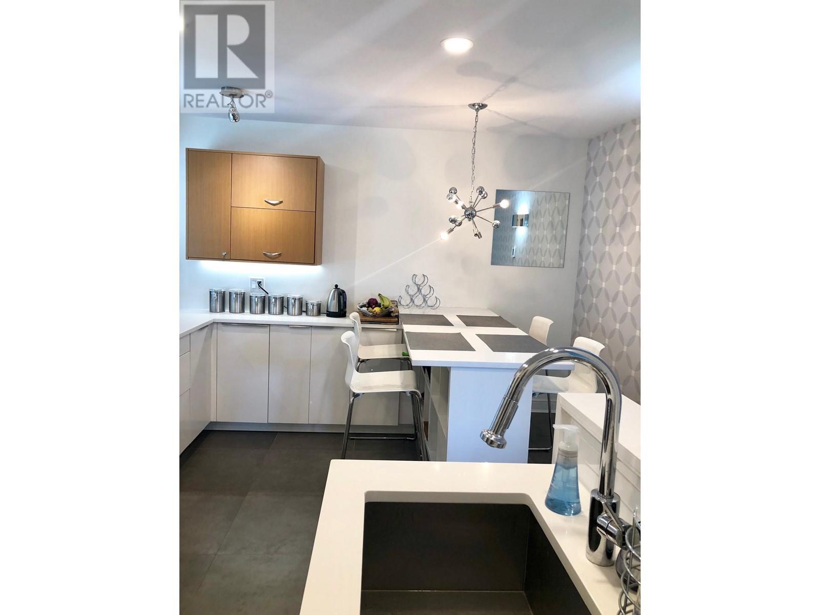 302 1355 W 4th Avenue, Vancouver, British Columbia  V6H 3Y8 - Photo 11 - R2813595