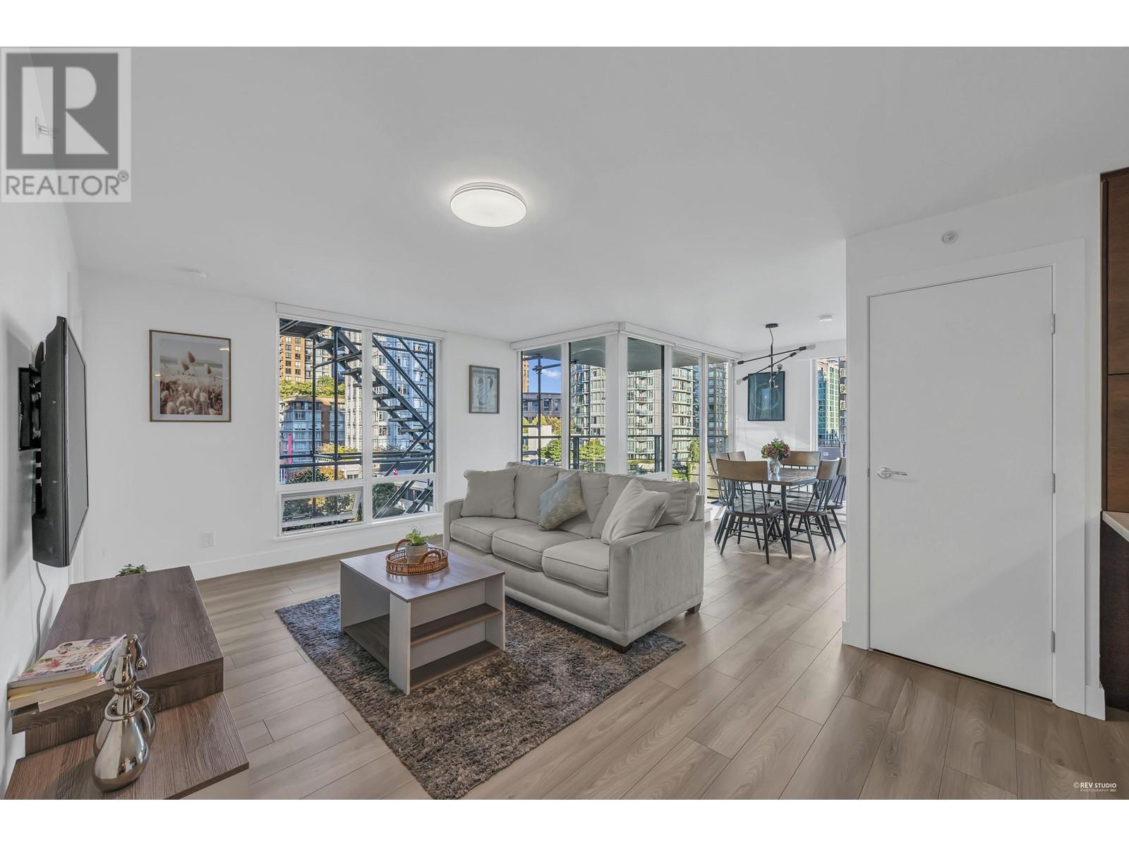 704 535 Smithe Street, Vancouver, British Columbia  V6B 0H2 - Photo 2 - R2815861