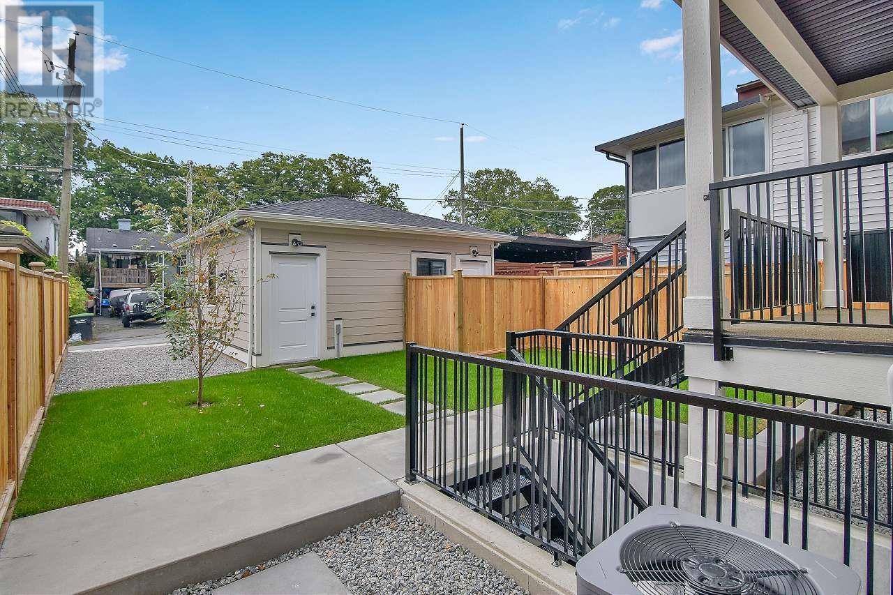 2868 Mcgill Street, Vancouver, British Columbia  V5K 1H6 - Photo 6 - R2816043