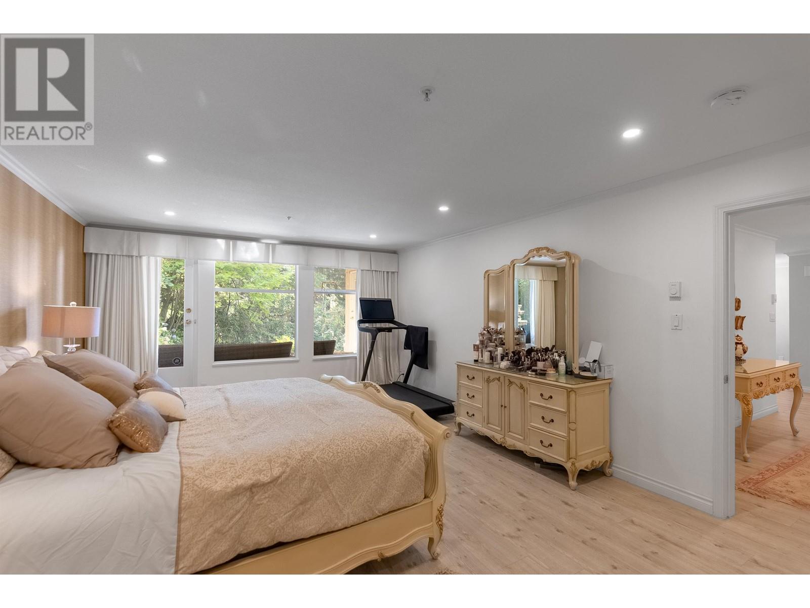 14 2425 Edgemont Boulevard, North Vancouver, British Columbia  V7P 2L2 - Photo 13 - R2816182