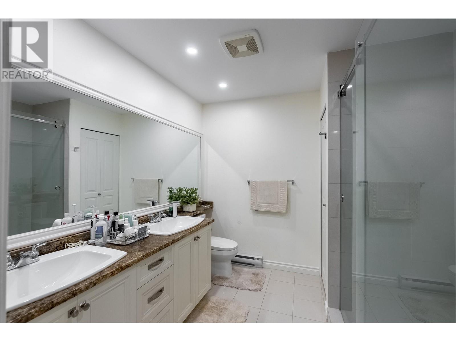 14 2425 Edgemont Boulevard, North Vancouver, British Columbia  V7P 2L2 - Photo 15 - R2816182