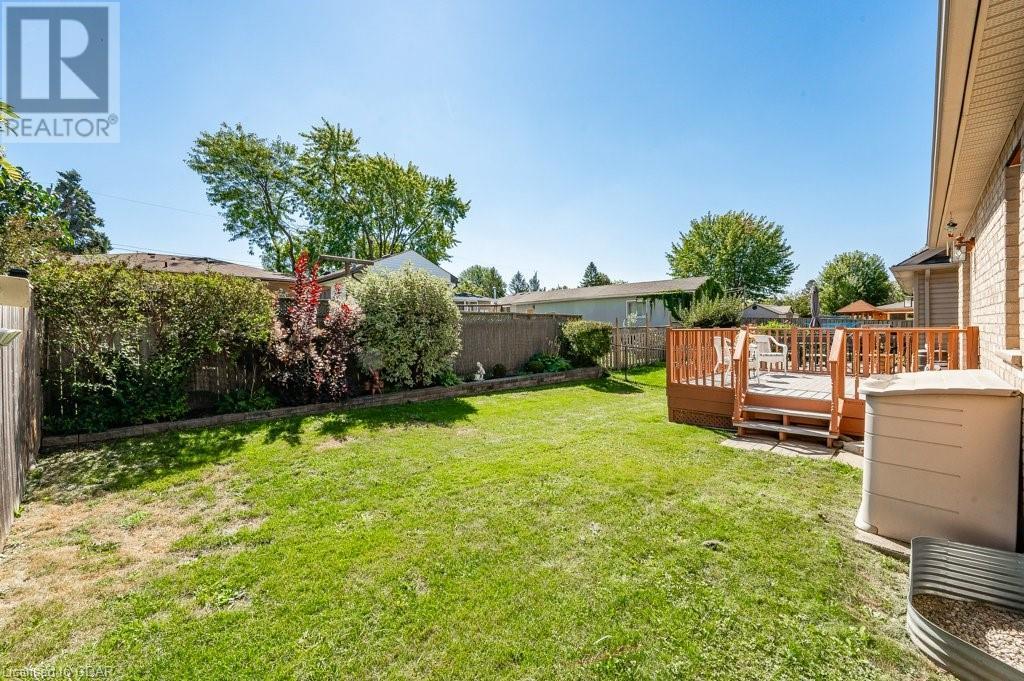 16 Mullin Drive, Guelph, Ontario  N1E 0E1 - Photo 40 - 40484333