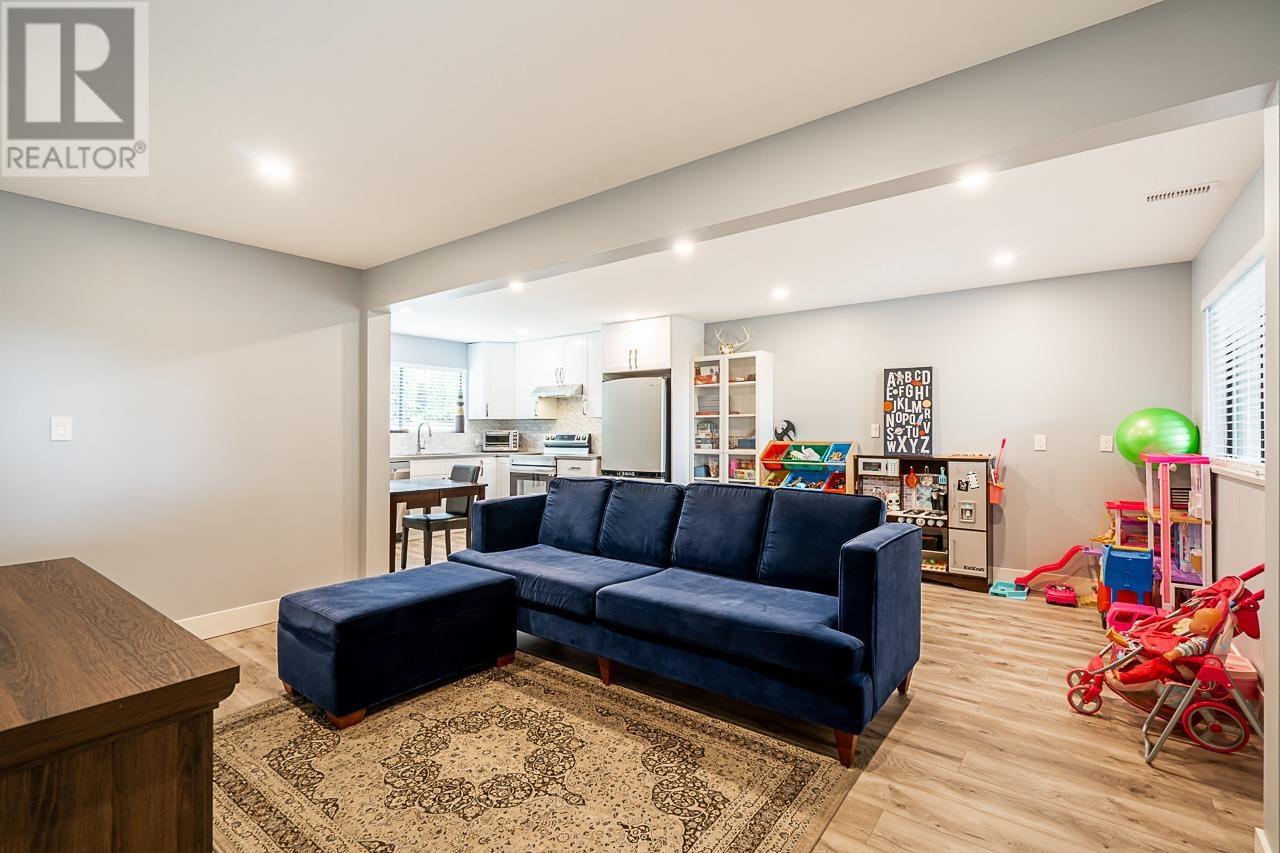 6 Elsdon Bay, Port Moody, British Columbia  V3H 3Z2 - Photo 25 - R2814301