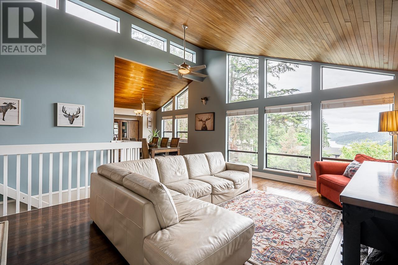 6 Elsdon Bay, Port Moody, British Columbia  V3H 3Z2 - Photo 6 - R2814301