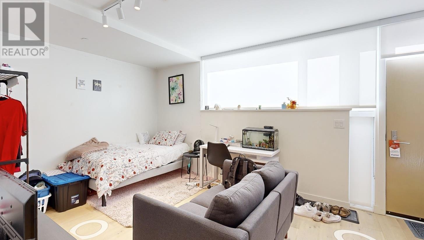 121 649 E 3rd Street, North Vancouver, British Columbia  V7L 1G6 - Photo 28 - R2815666
