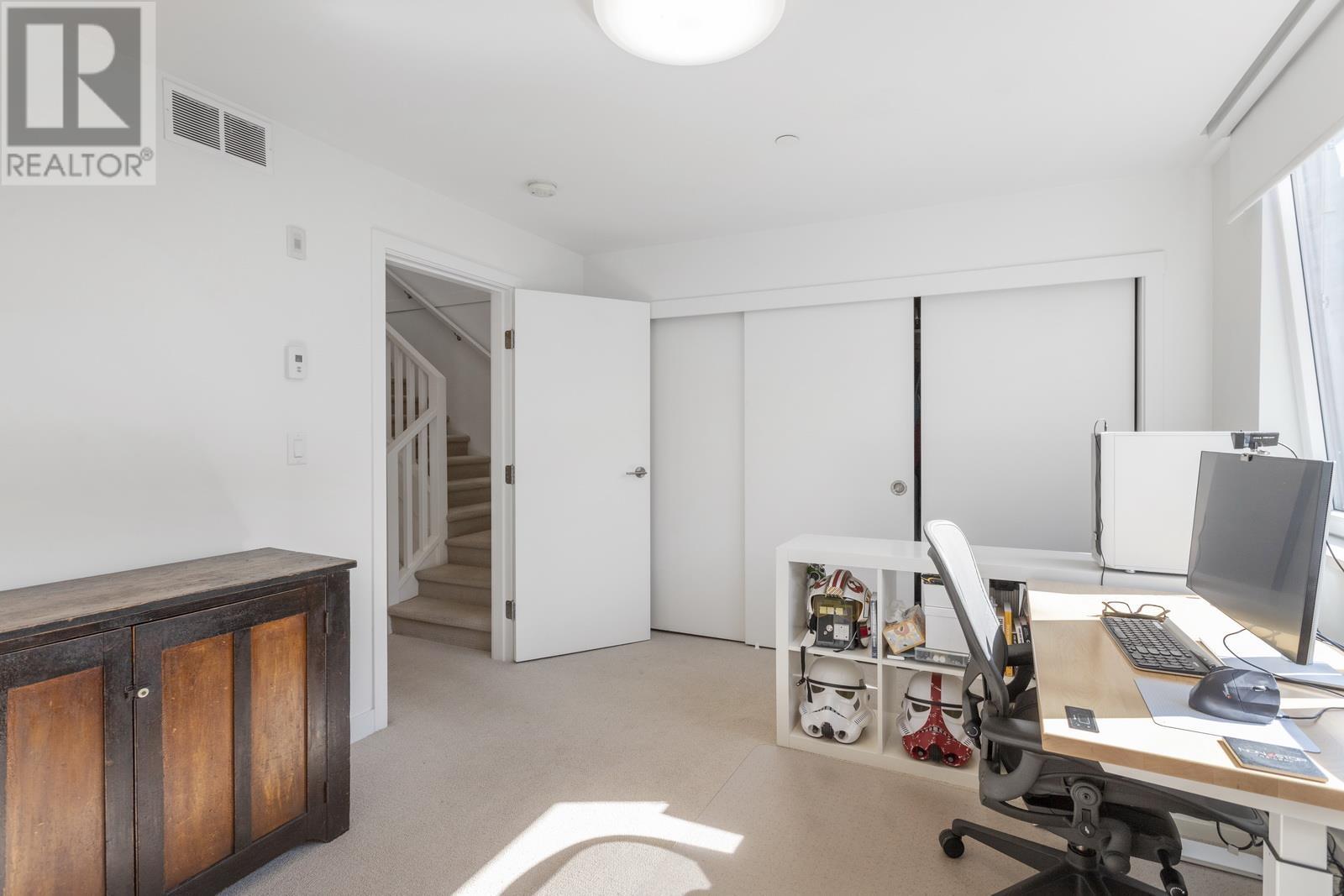 121 649 E 3rd Street, North Vancouver, British Columbia  V7L 1G6 - Photo 19 - R2815666