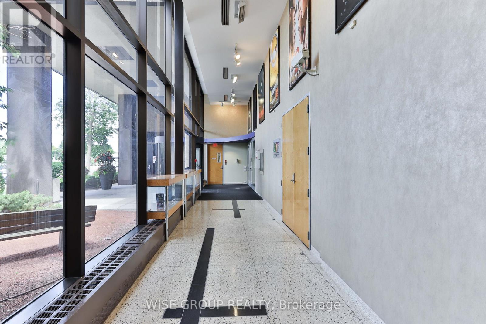 #100 -2450 Victoria Park Ave, Toronto, Ontario  M2J 4A2 - Photo 33 - C7006470