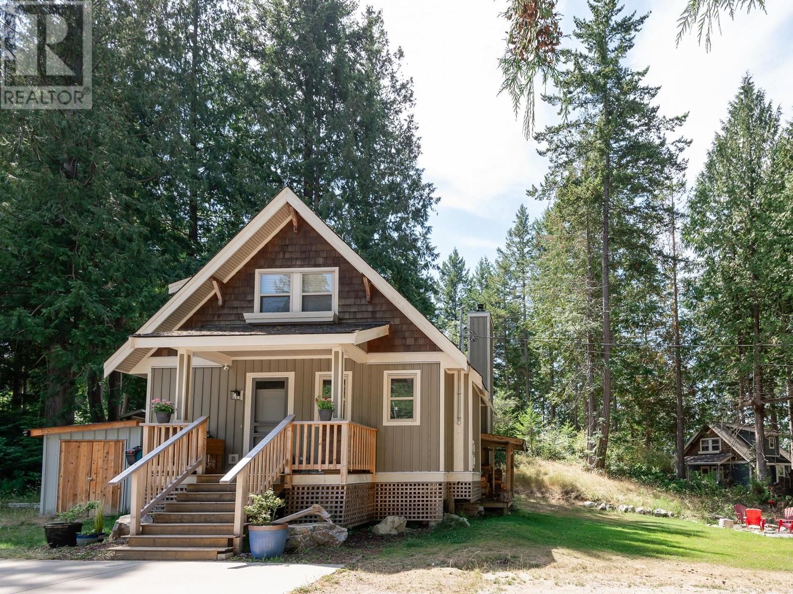 13514 Lee Road, Pender Harbour, British Columbia  V0N 1S1 - Photo 2 - R2816301