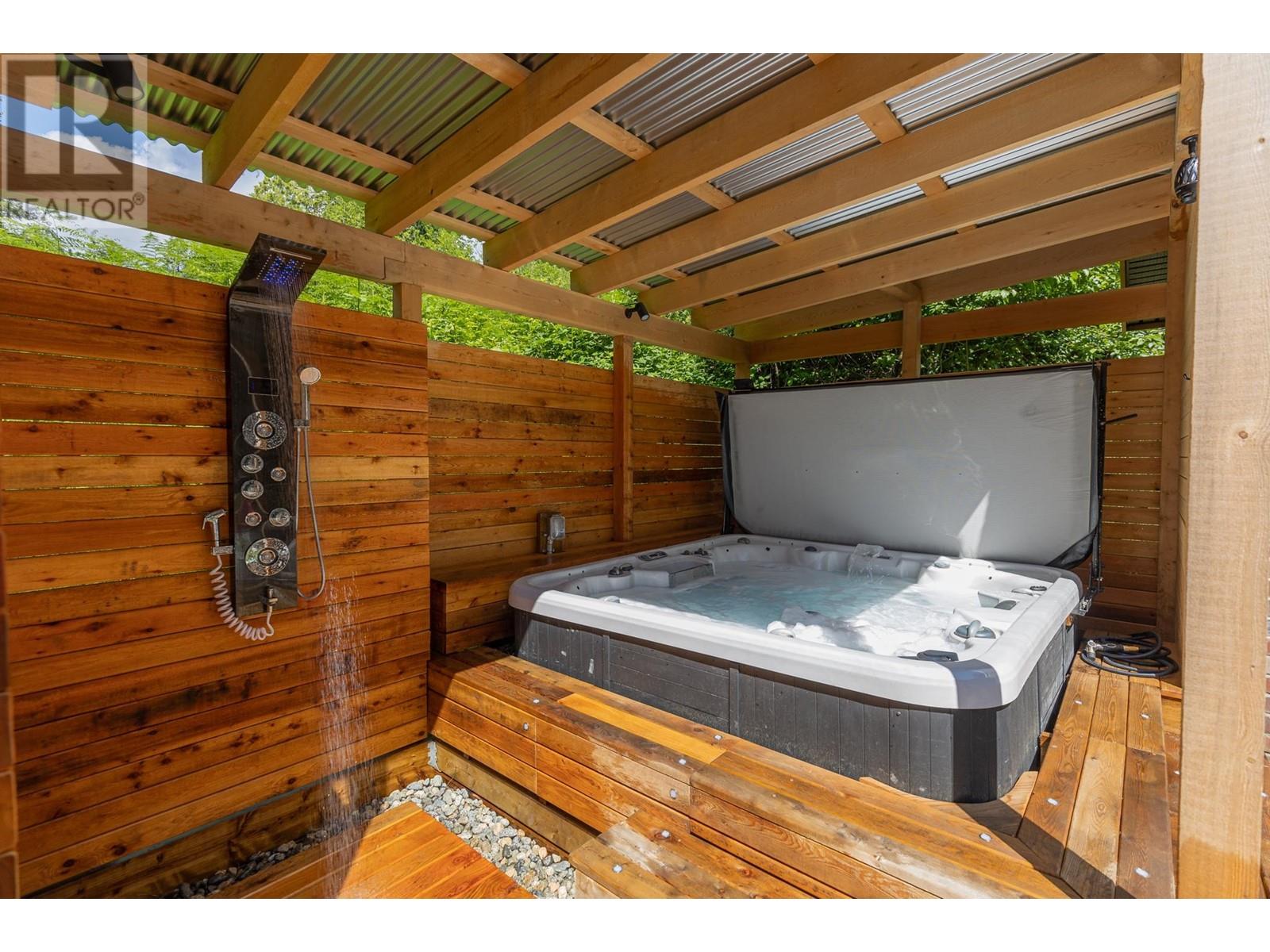 13514 Lee Road, Pender Harbour, British Columbia  V0N 1S1 - Photo 28 - R2816301