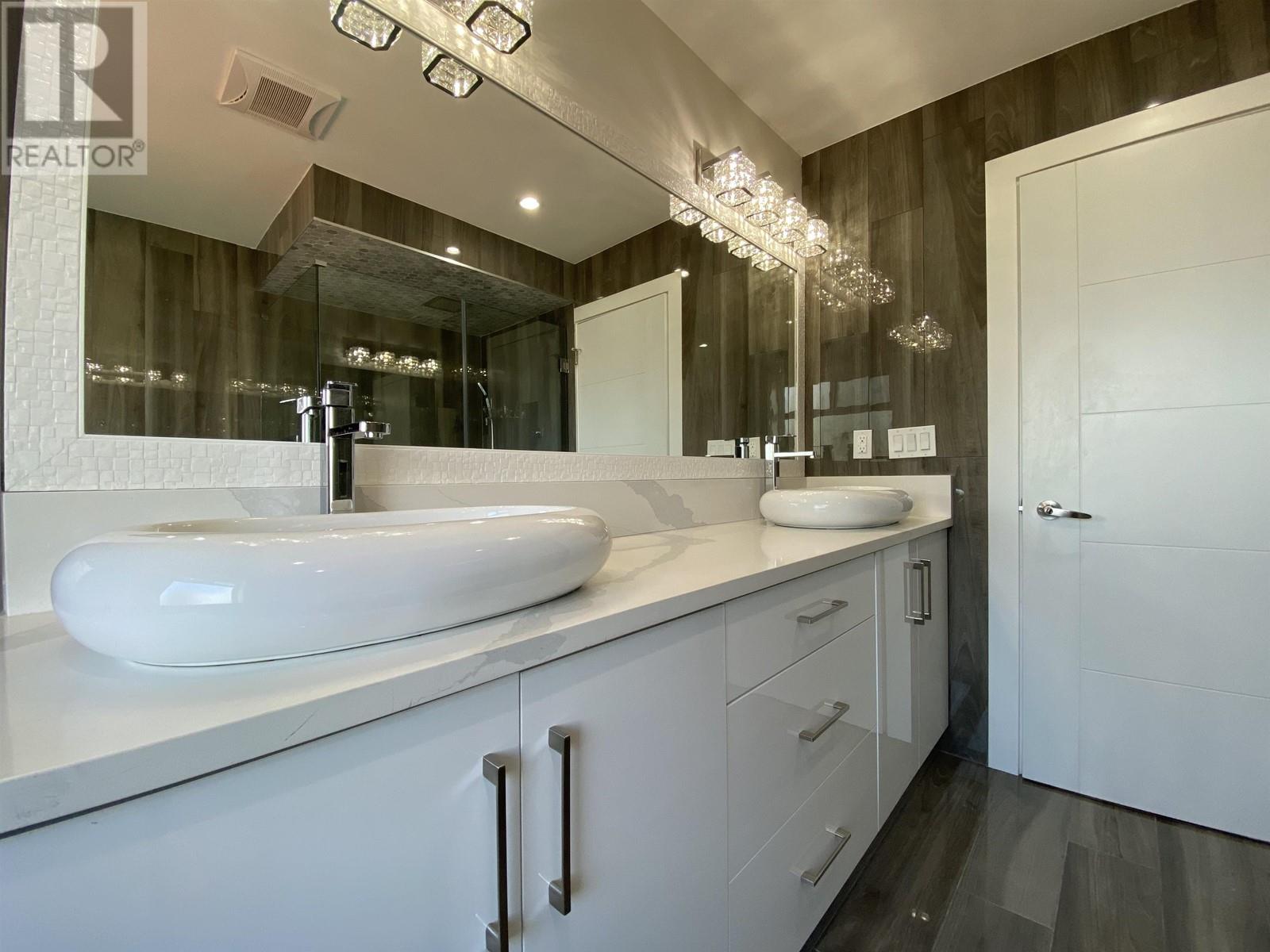 5316 Claude Avenue, Burnaby, British Columbia  V5E 2M5 - Photo 21 - R2763285