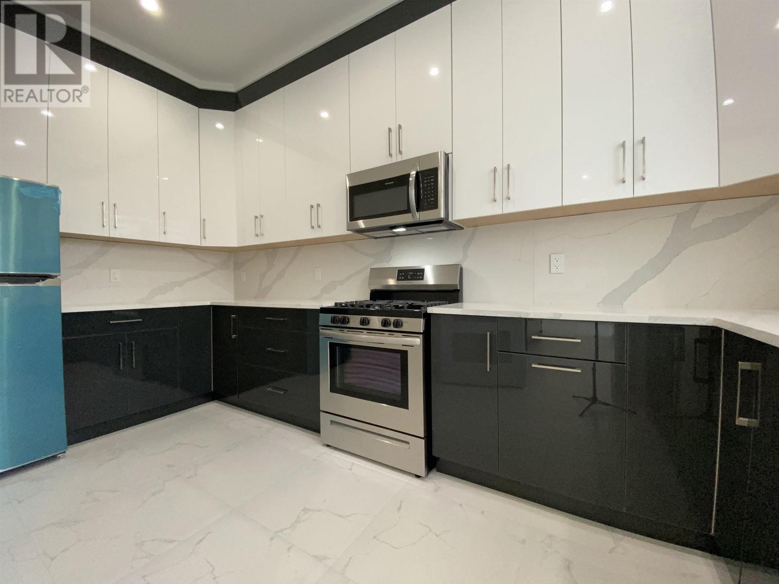 5316 Claude Avenue, Burnaby, British Columbia  V5E 2M5 - Photo 12 - R2763285