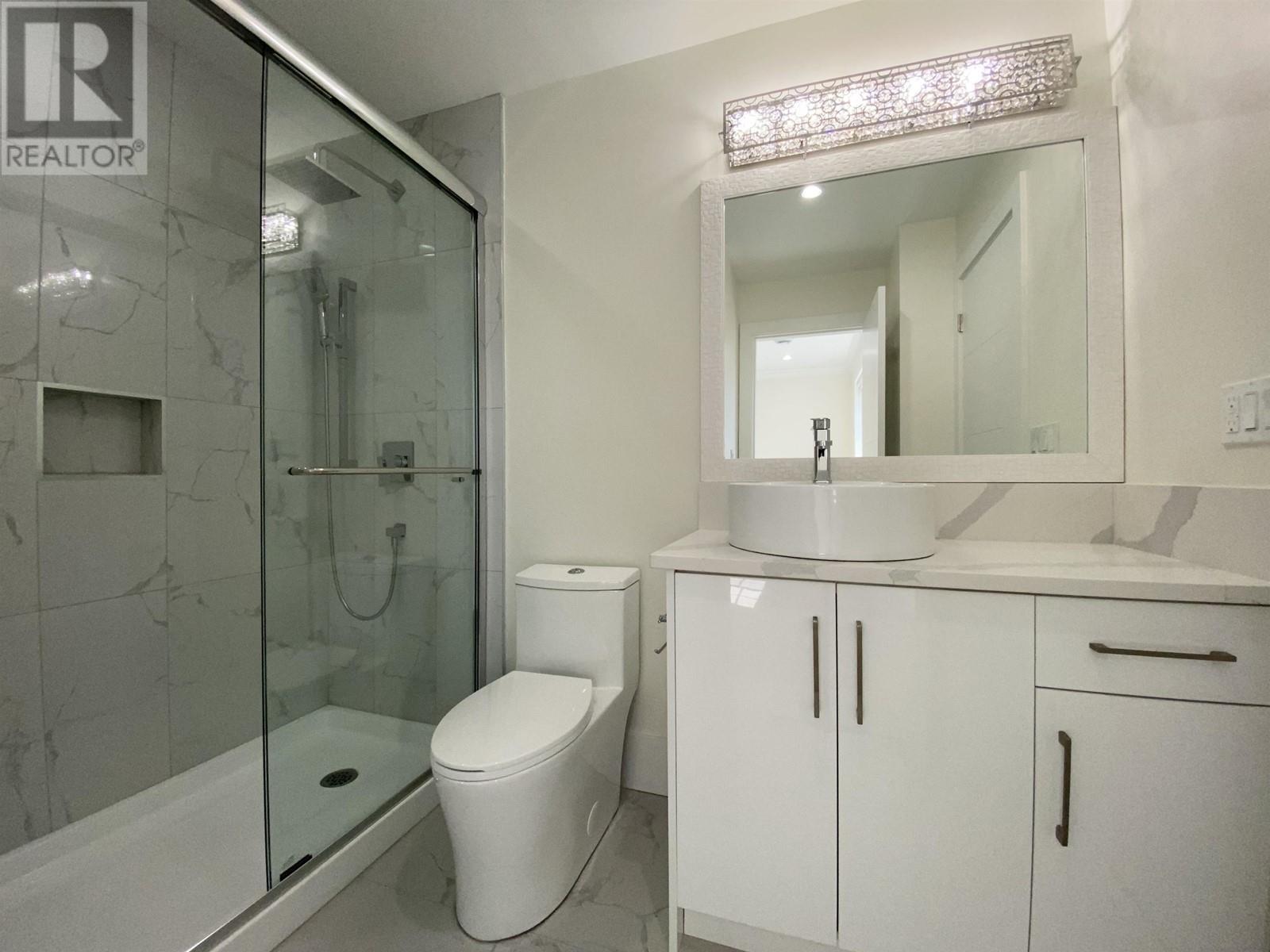 5316 Claude Avenue, Burnaby, British Columbia  V5E 2M5 - Photo 24 - R2763285