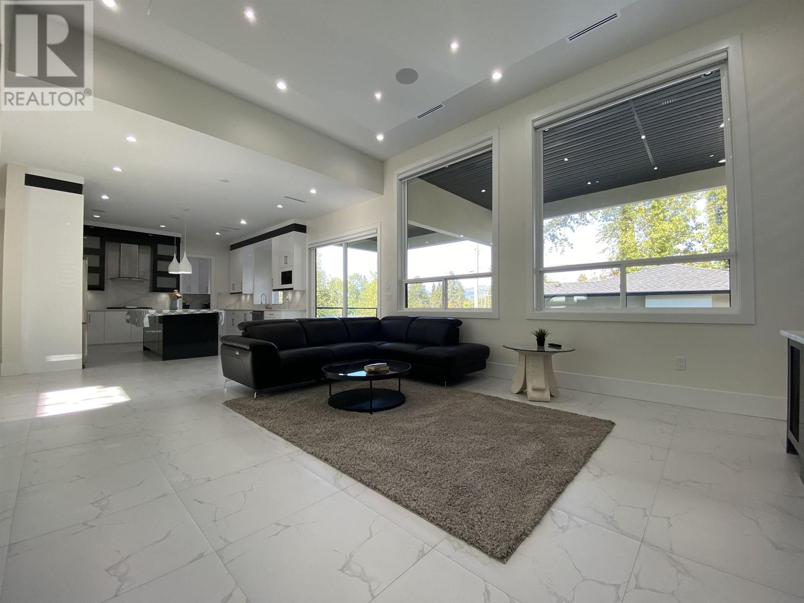 5316 Claude Avenue, Burnaby, British Columbia  V5E 2M5 - Photo 7 - R2763285