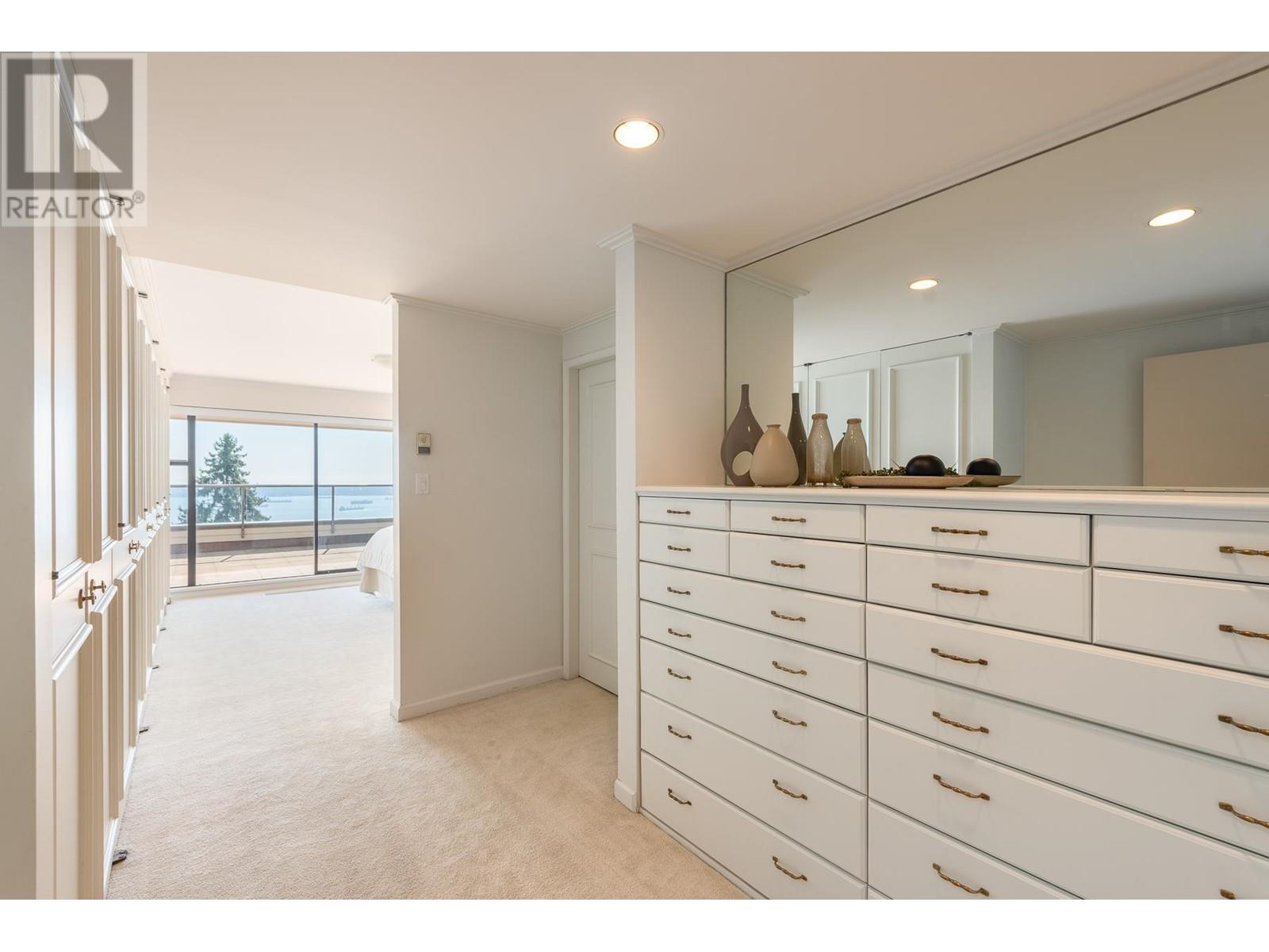 23 2238 Folkestone Way, West Vancouver, British Columbia  V7S 2X7 - Photo 14 - R2814506