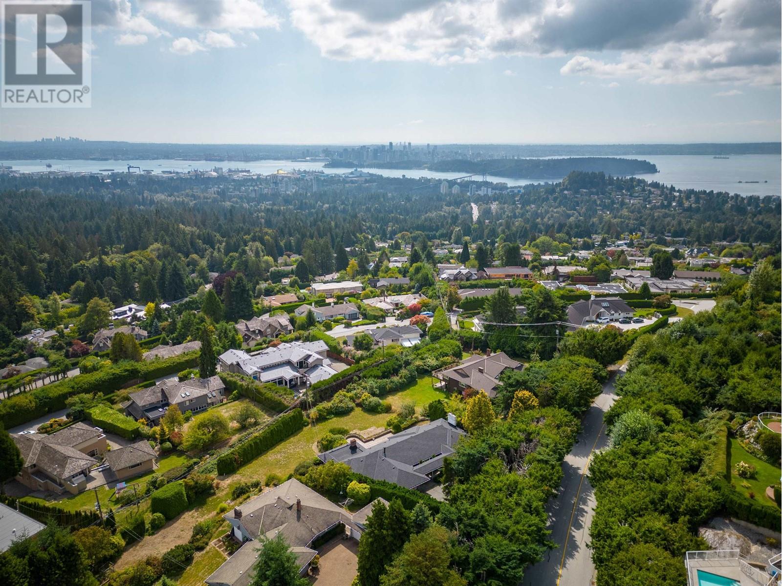 875 Eyremount Drive, West Vancouver, British Columbia  V7S 2B2 - Photo 8 - R2816254