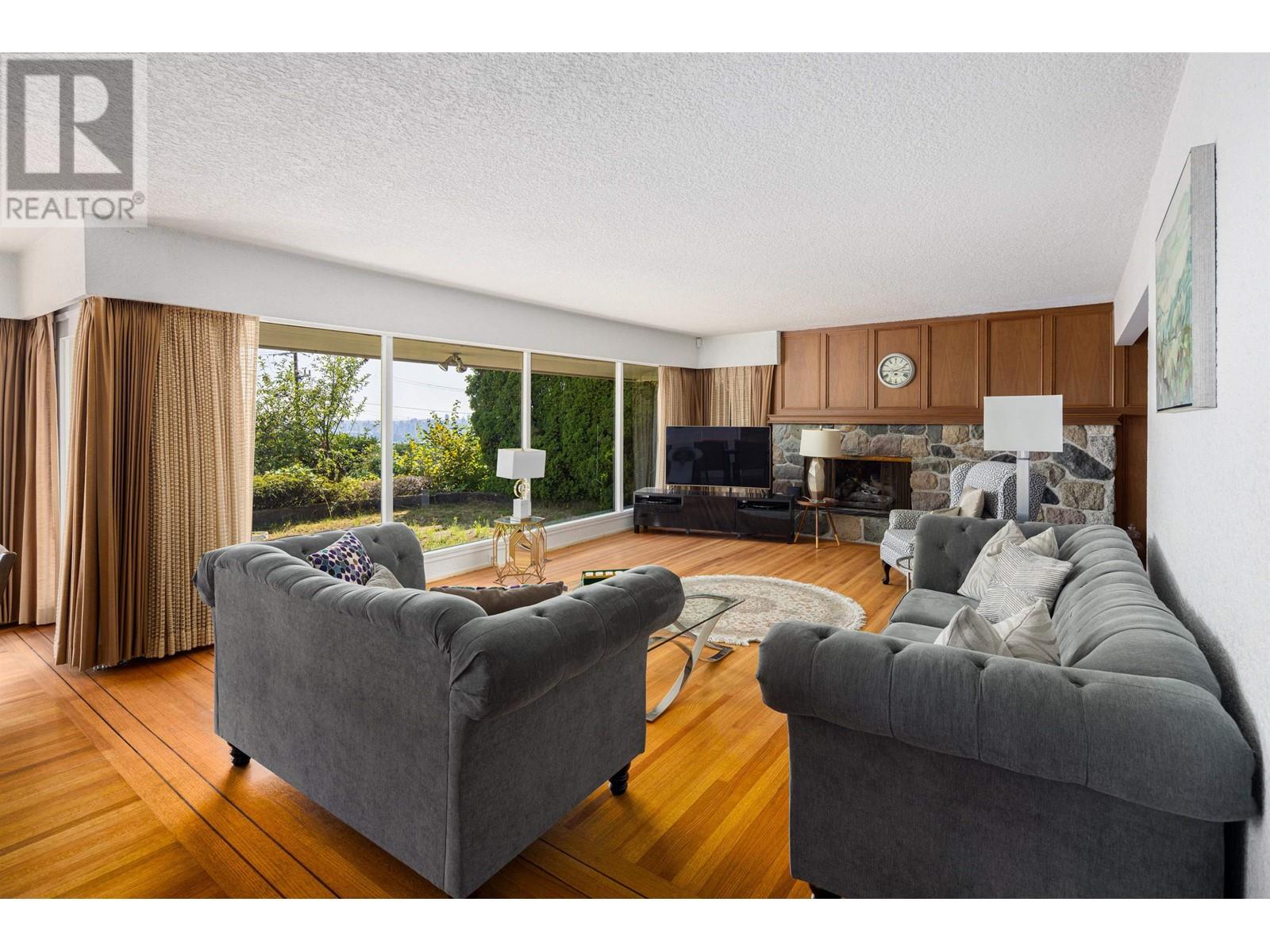 875 Eyremount Drive, West Vancouver, British Columbia  V7S 2B2 - Photo 5 - R2816254