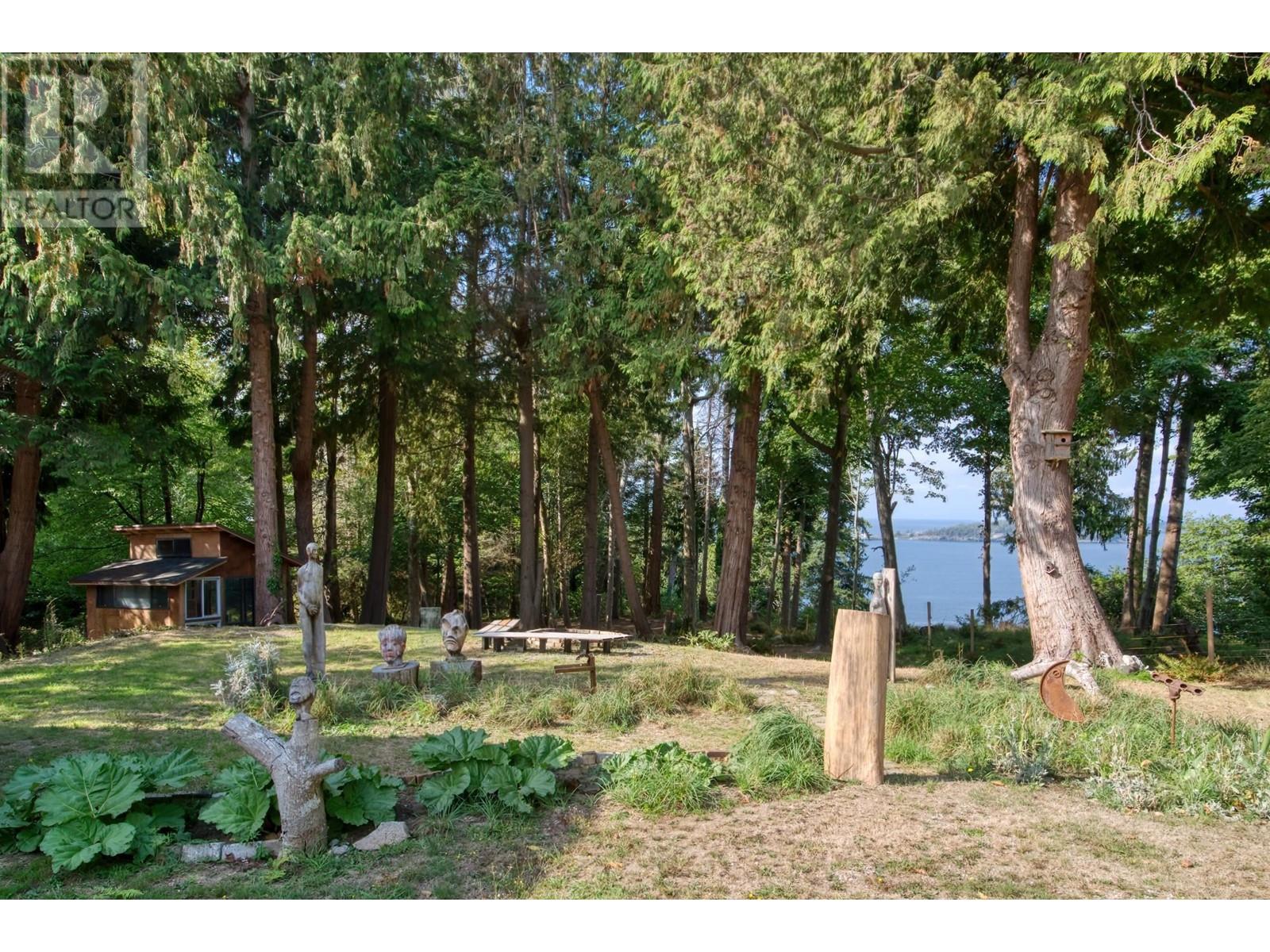 8083 Redrooffs Road, Halfmoon Bay, British Columbia  V7Z 1C7 - Photo 38 - R2813773