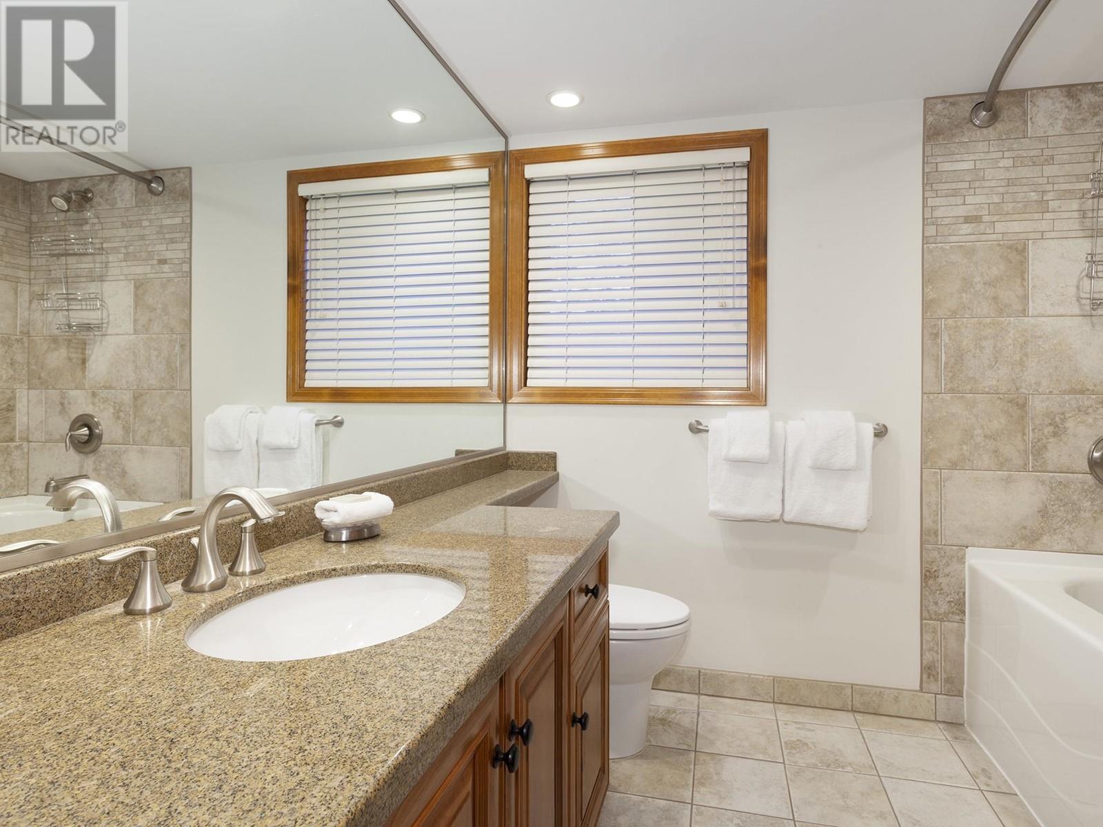 20 4891 Painted Cliff Road, Whistler, British Columbia  V0N 1B4 - Photo 15 - R2816326