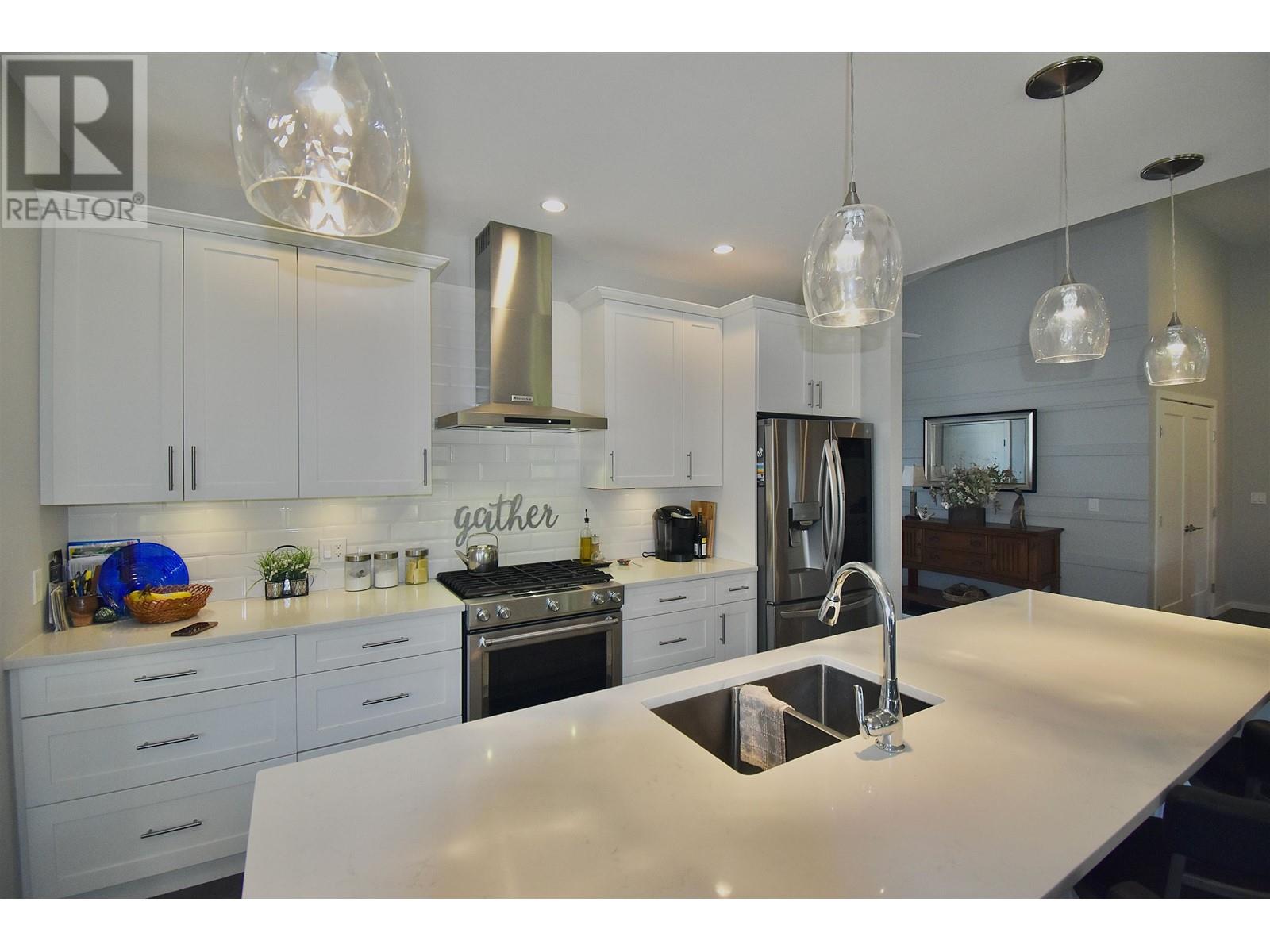 1436 Moondance Place, Gibsons, British Columbia  V0N 1V5 - Photo 13 - R2816325