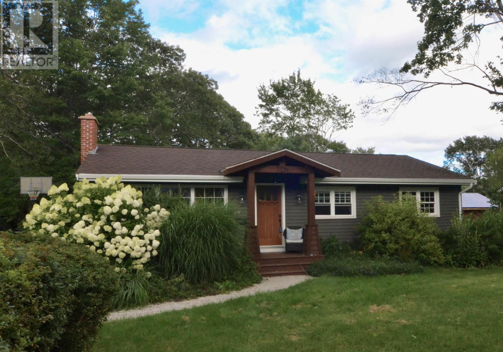 10 Brockwell Street, Bedford, Nova Scotia  B4A 2M2 - Photo 14 - 202318174