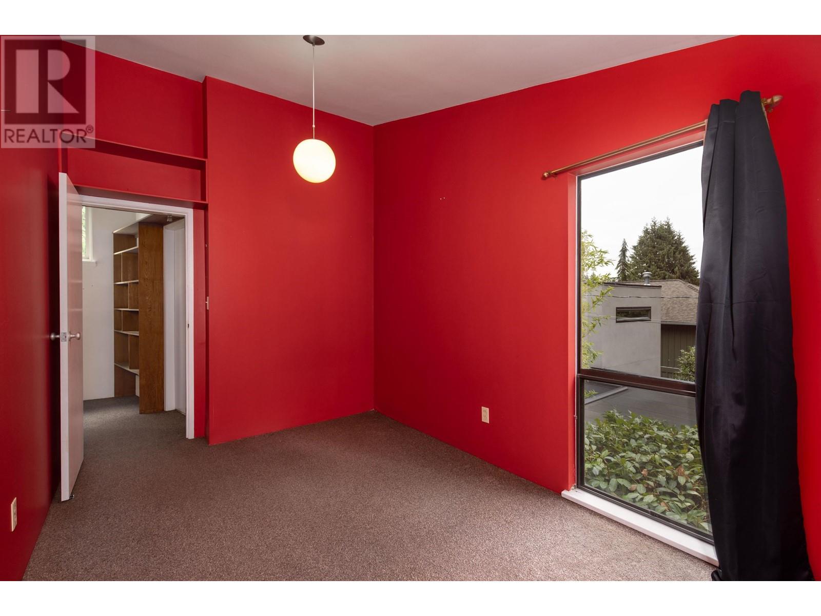 6450 Imperial Avenue, West Vancouver, British Columbia  V7W 2J6 - Photo 31 - R2816362