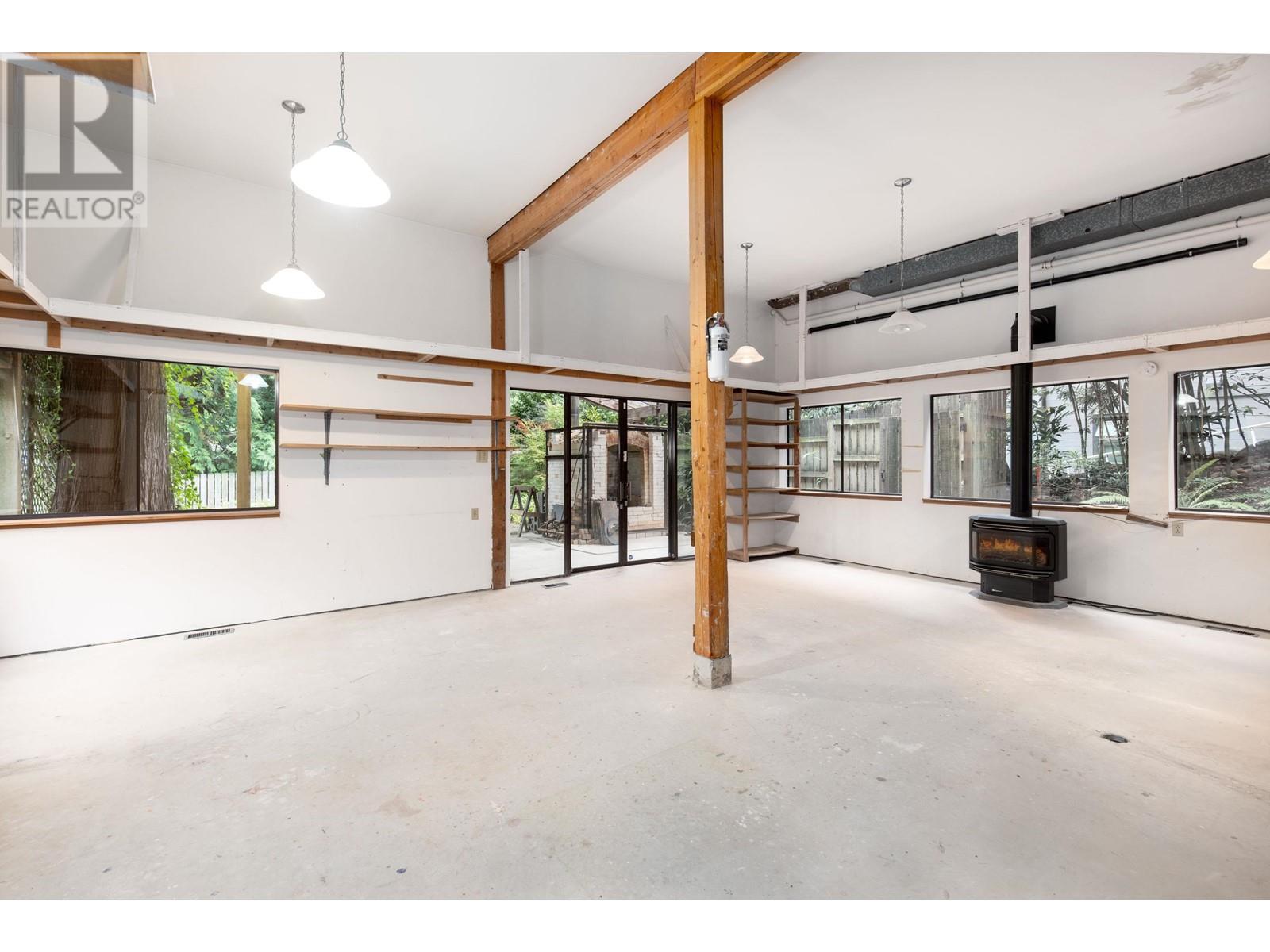 6450 Imperial Avenue, West Vancouver, British Columbia  V7W 2J6 - Photo 33 - R2816362