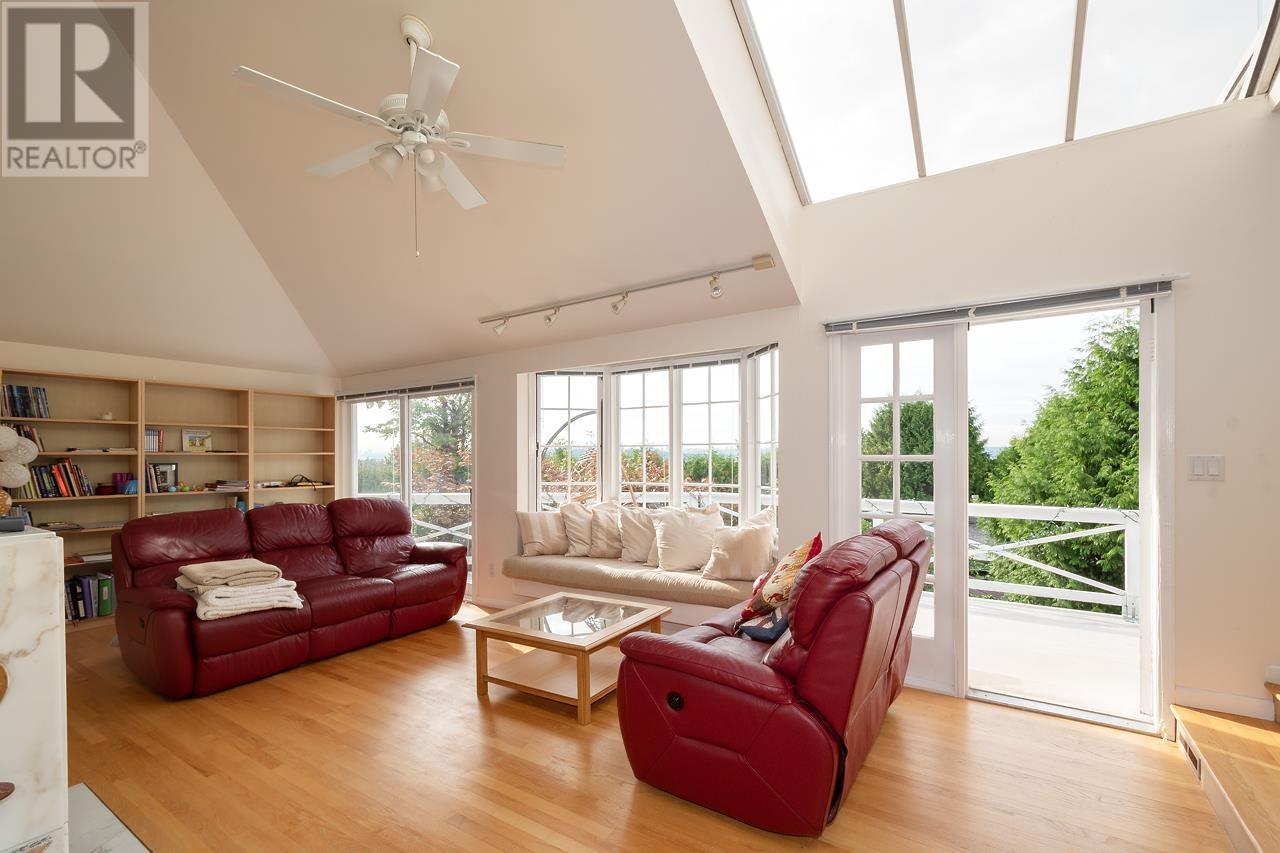 2522 Palmerston Avenue, West Vancouver, British Columbia  V7V 2W5 - Photo 4 - R2816367