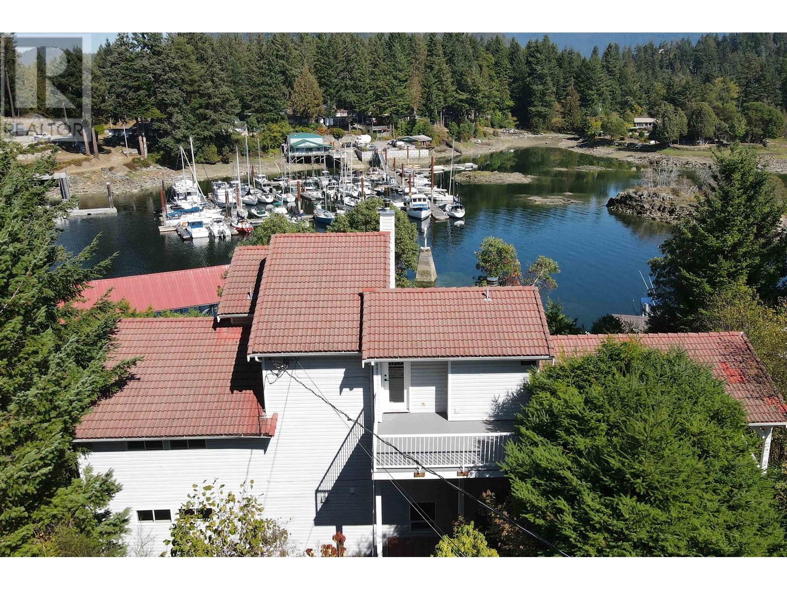 12848 Gilden Road, Pender Harbour, British Columbia  V0N 2H1 - Photo 32 - R2816396