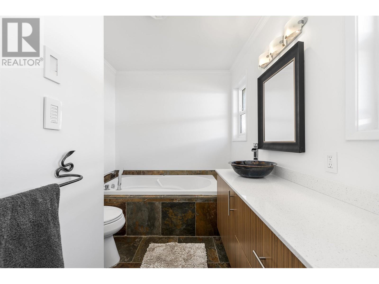1659 Braid Road, Delta, British Columbia  V4L 1T5 - Photo 21 - R2816418
