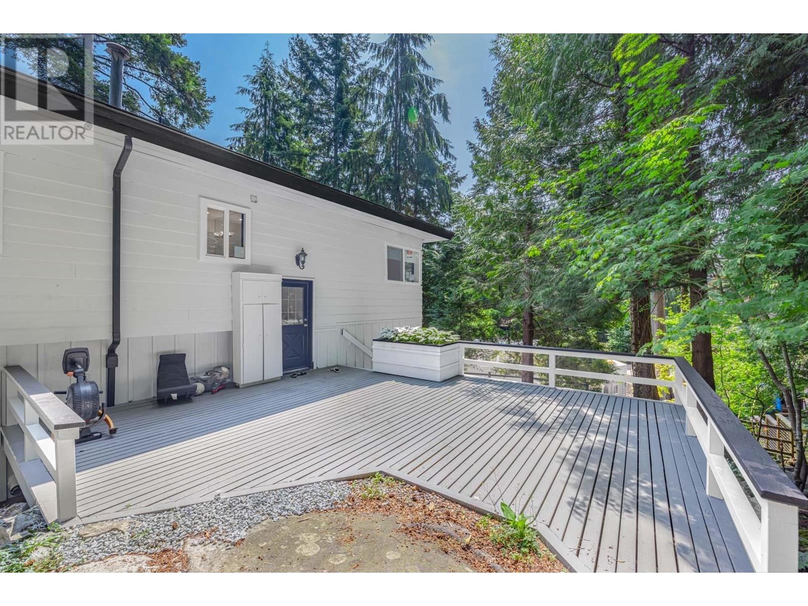 4621 Caulfeild Drive, West Vancouver, British Columbia  V7W 1E9 - Photo 33 - R2816427