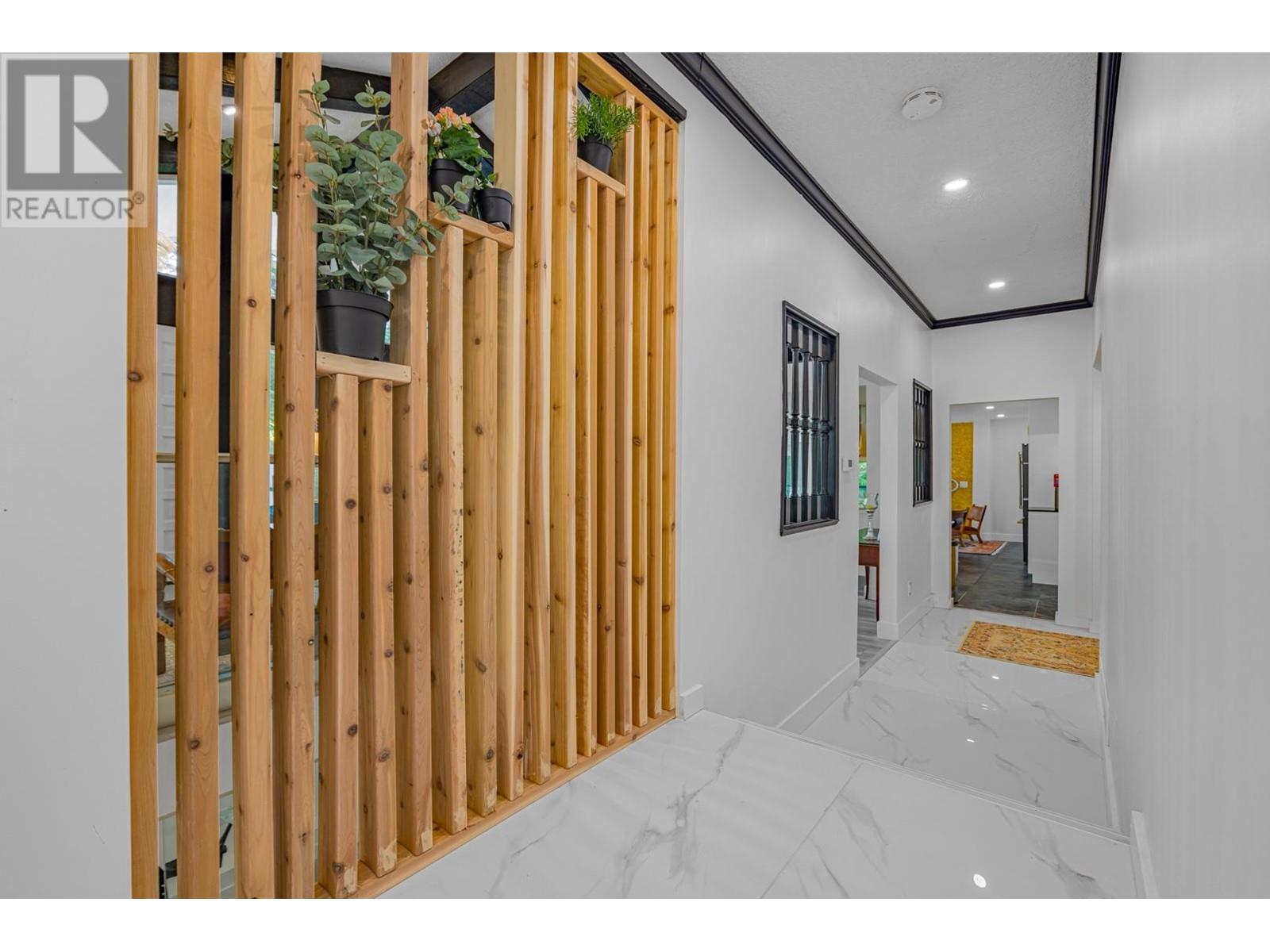 4621 Caulfeild Drive, West Vancouver, British Columbia  V7W 1E9 - Photo 8 - R2816427