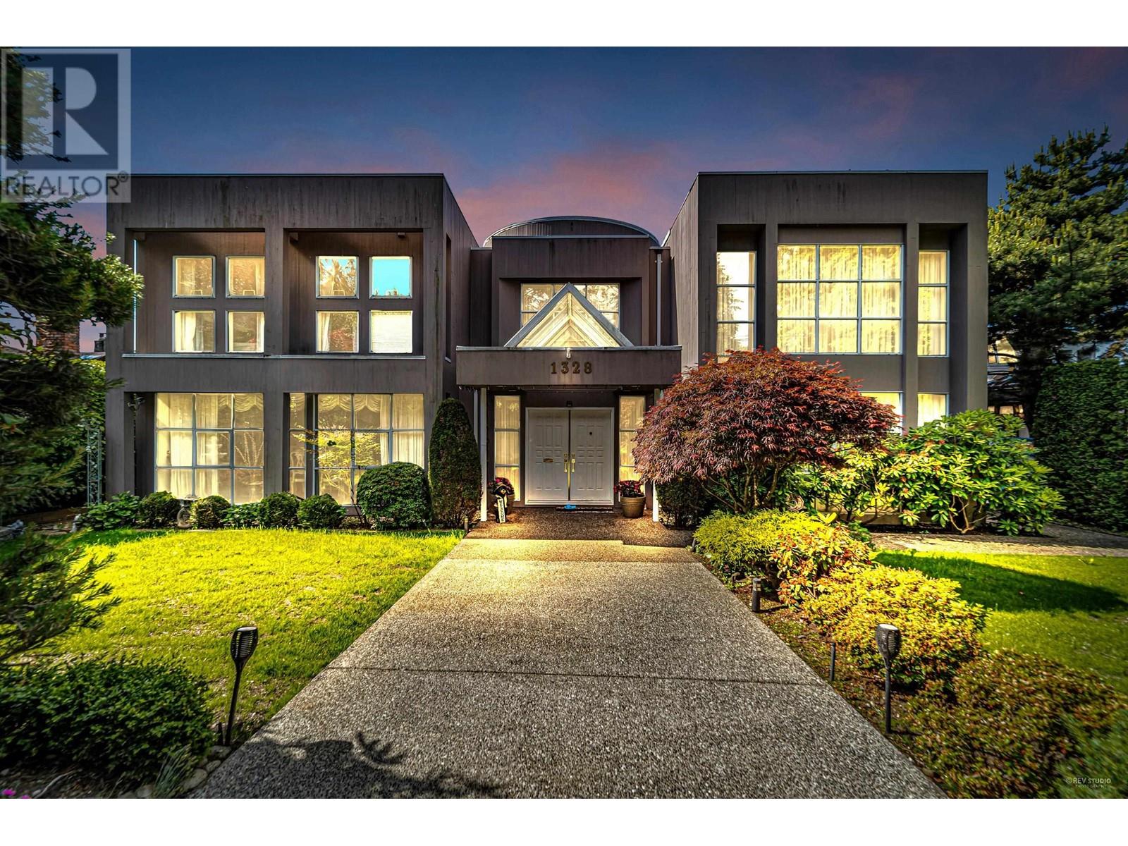 1328 W 57th Avenue, Vancouver, British Columbia  V6P 1S8 - Photo 38 - R2816435