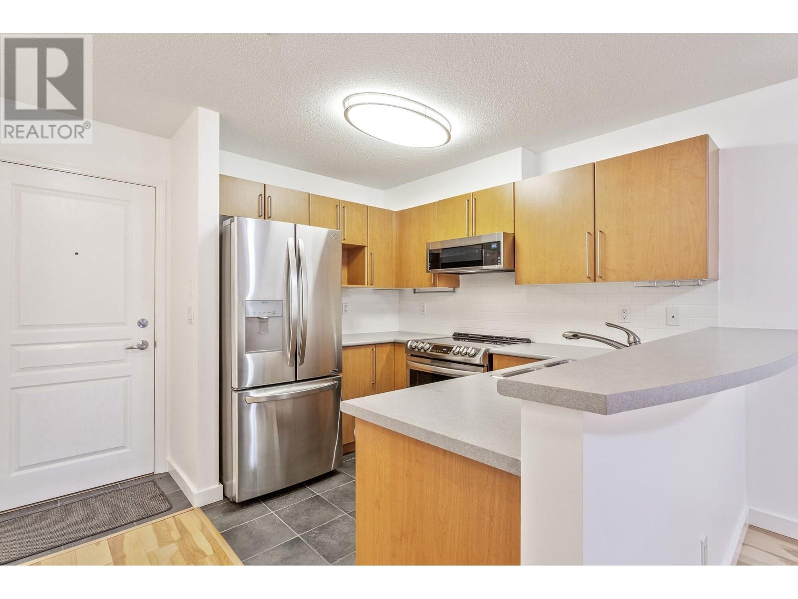 104 1150 E 29th Street, North Vancouver, British Columbia  V7K 3E2 - Photo 8 - R2816366