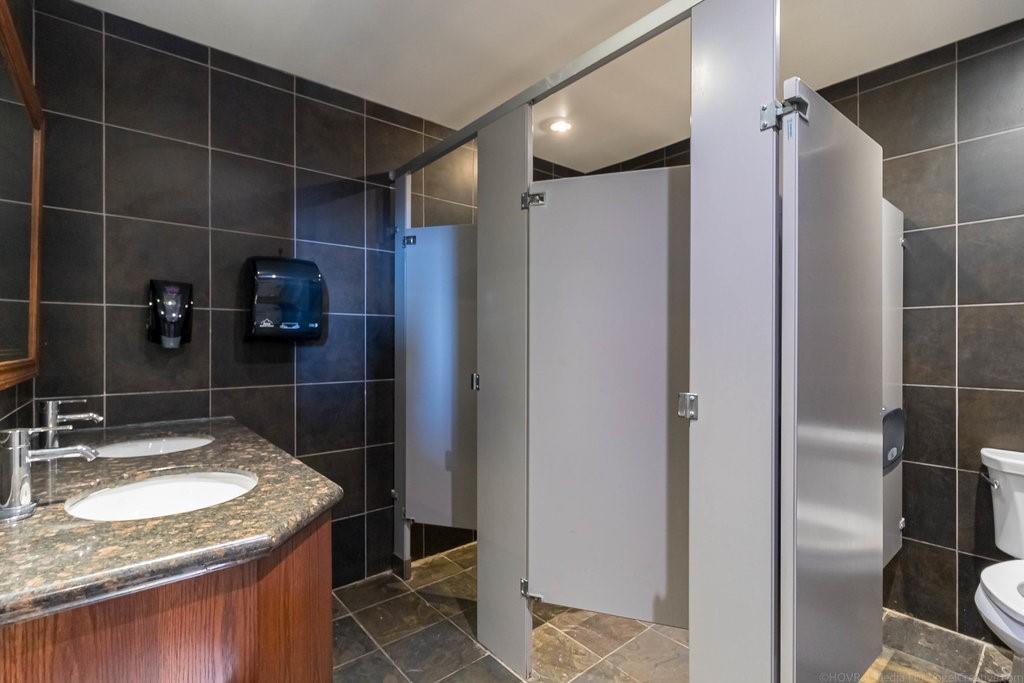 2251 Rymal Road E, Hamilton, Ontario  L8J 2V8 - Photo 34 - H4173914