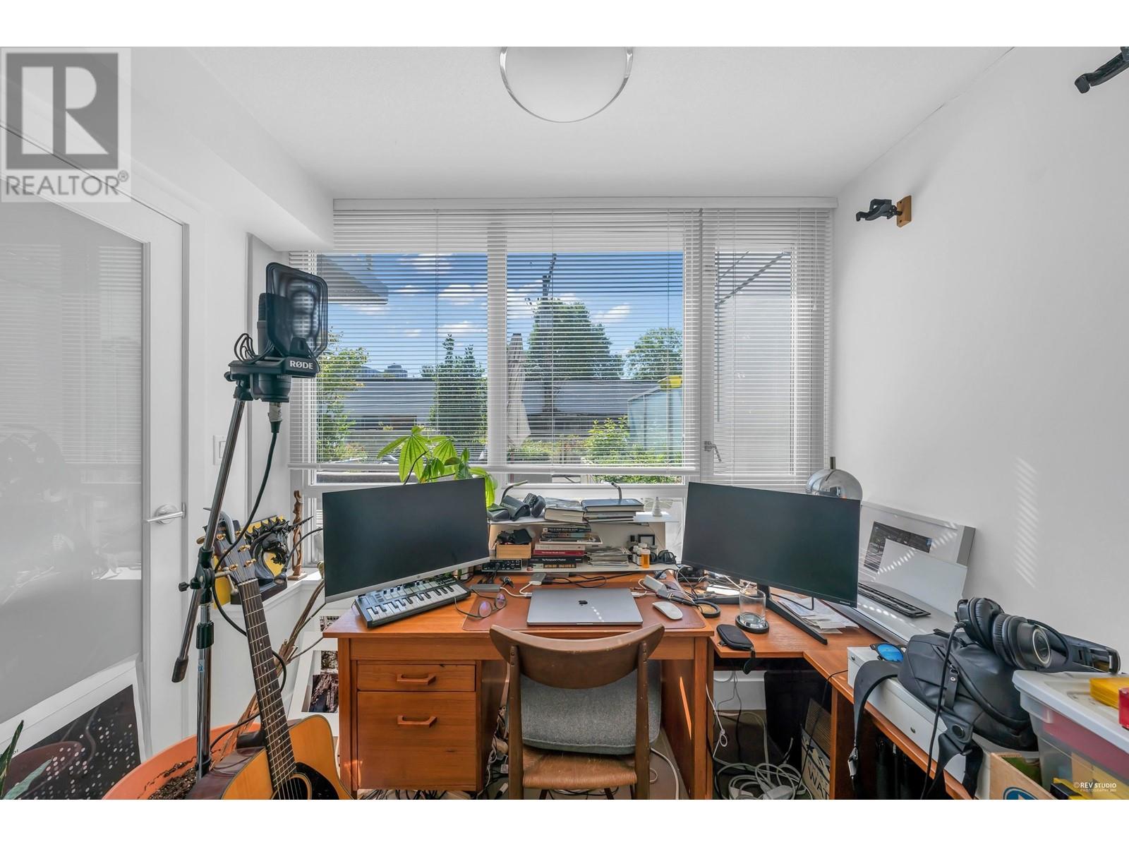 229 2008 Pine Street, Vancouver, British Columbia  V6J 0B8 - Photo 14 - R2816382