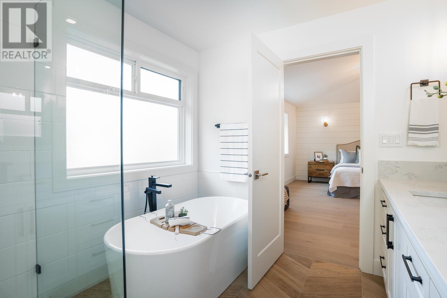 4888 44b Avenue, Delta, British Columbia  V4K 1H8 - Photo 21 - R2795205