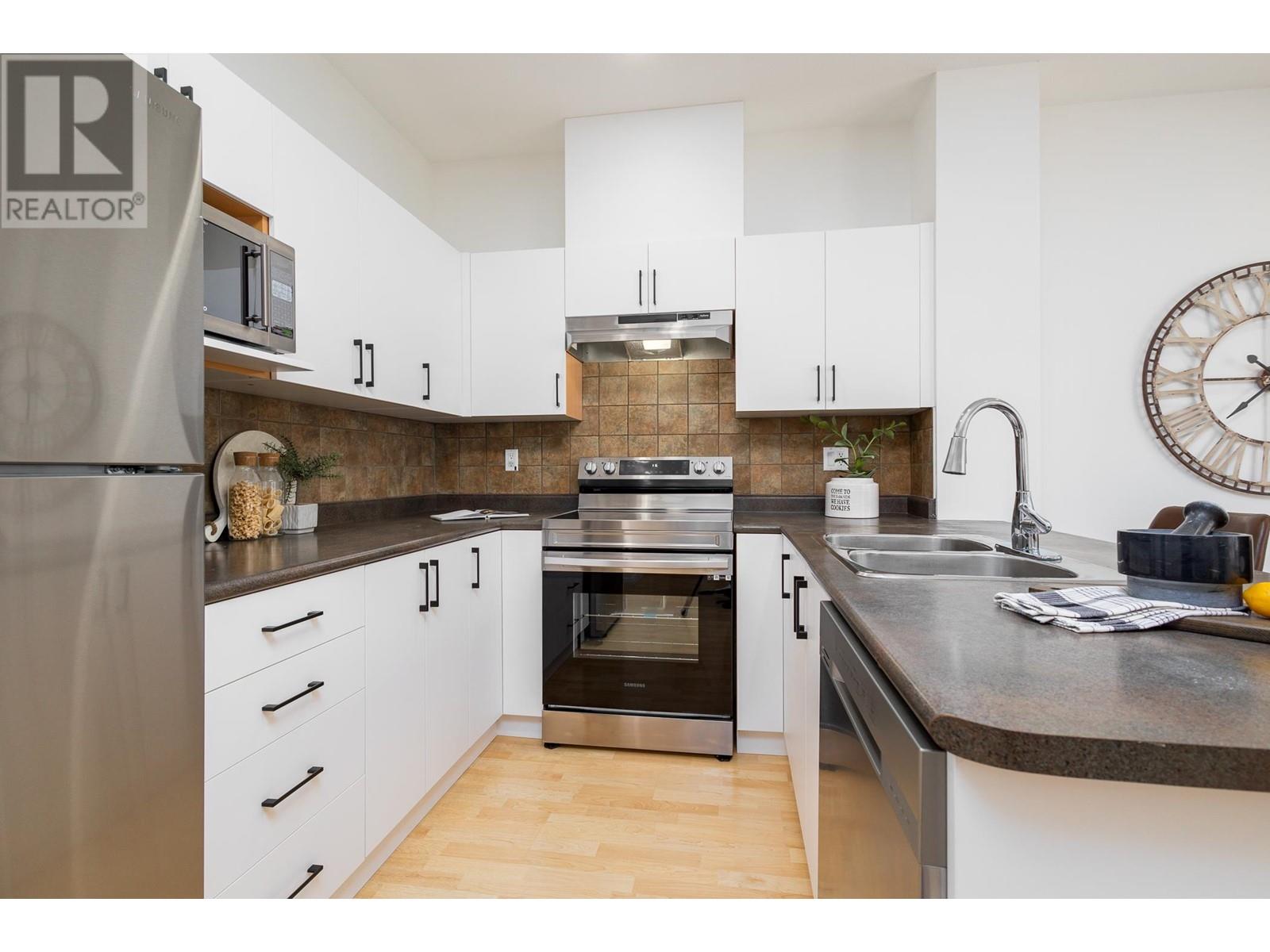81 1055 Riverwood Gate, Port Coquitlam, British Columbia  V3B 8C3 - Photo 10 - R2816438