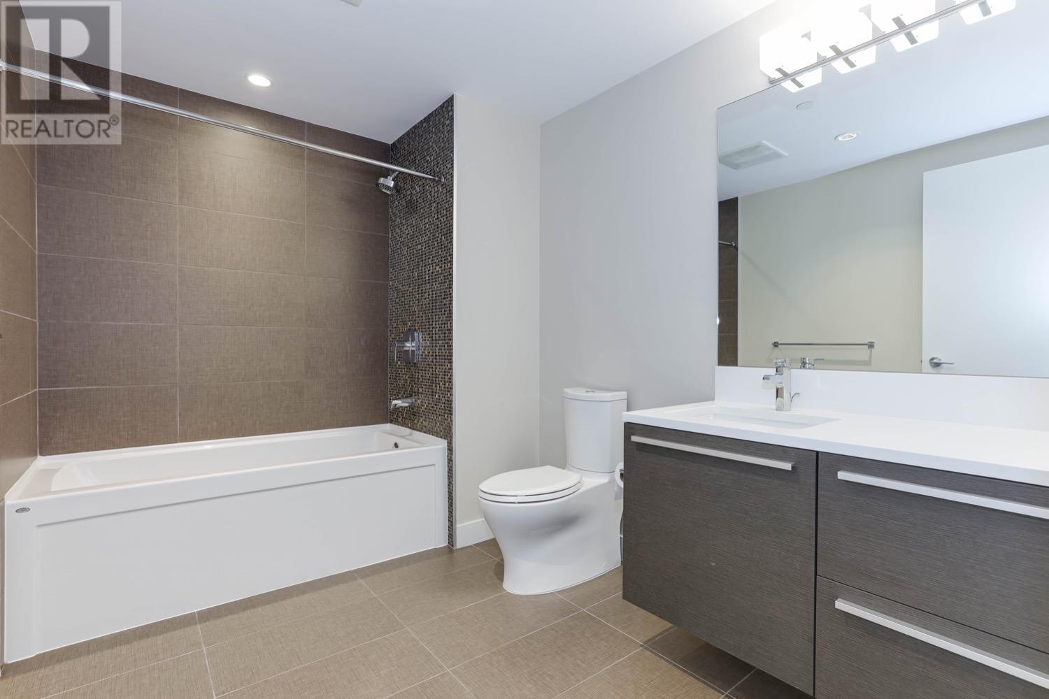 2408 2008 Rosser Avenue, Burnaby, British Columbia  V5C 0H8 - Photo 10 - R2816482